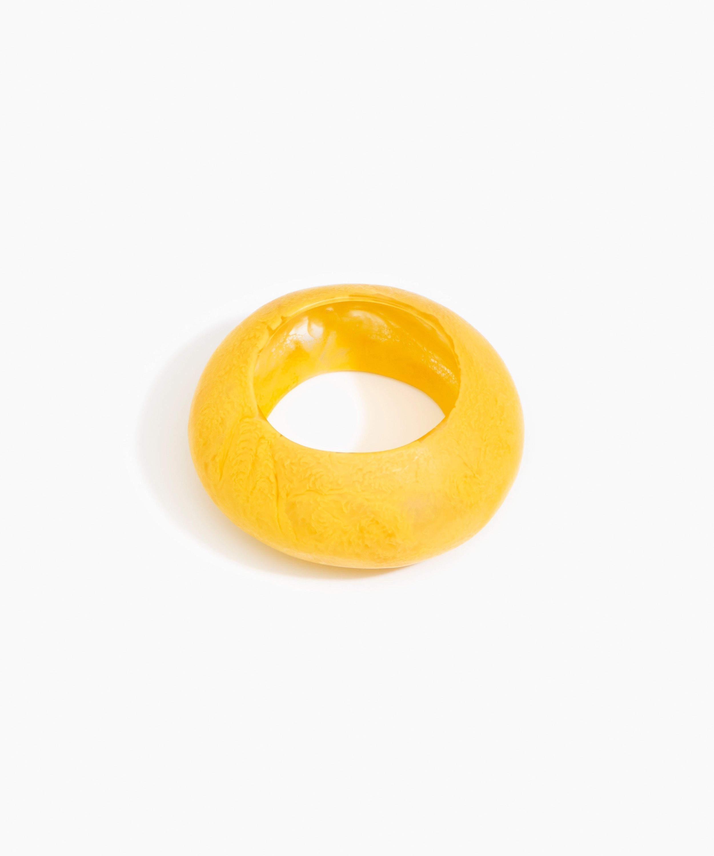 Dinosaur Designs Boulder Bangle in Honeycomb Colour resin with Wide Fit