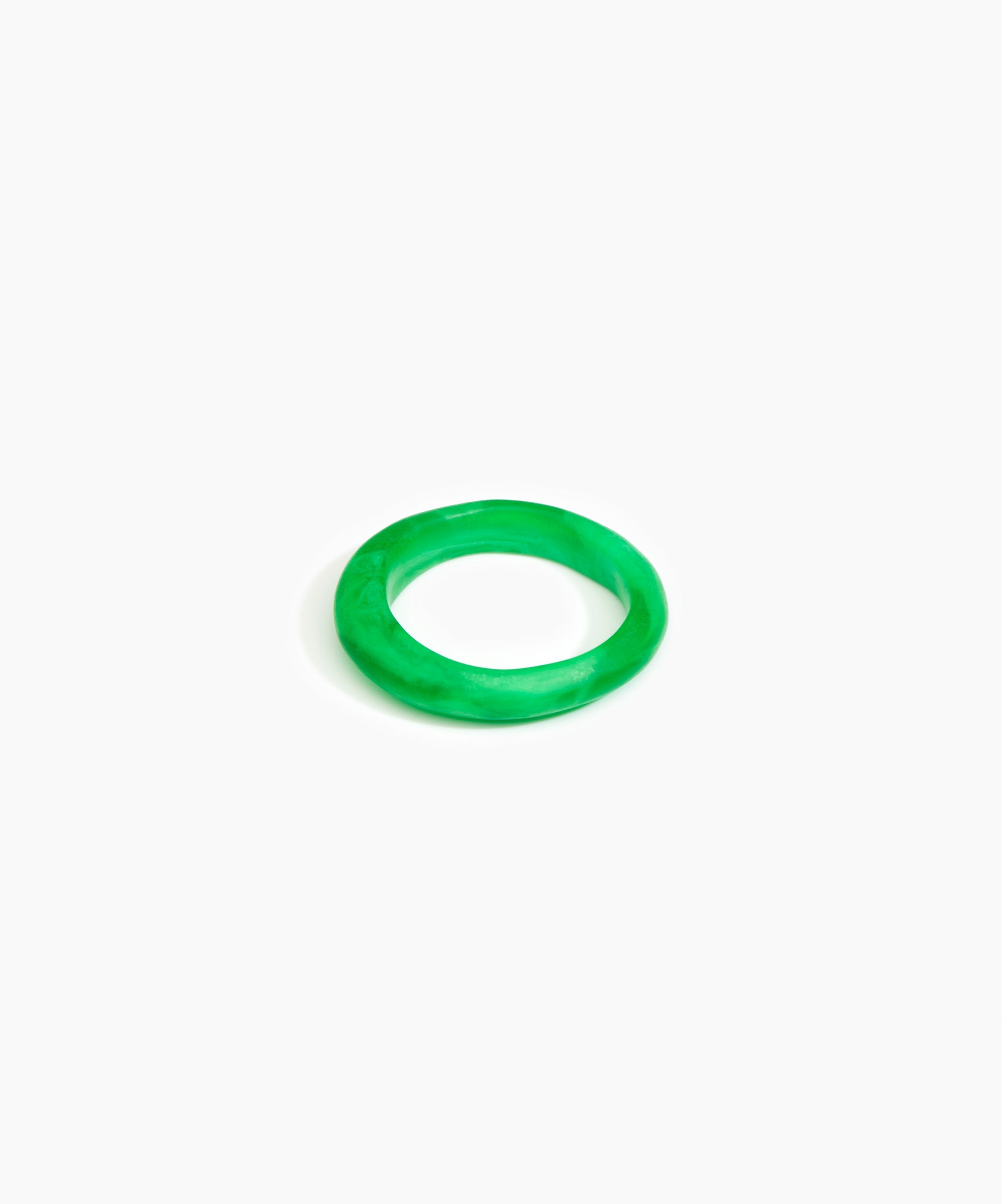 Dinosaur Designs Small Organic Bangle in Leaf Colour resin with Regular Fit