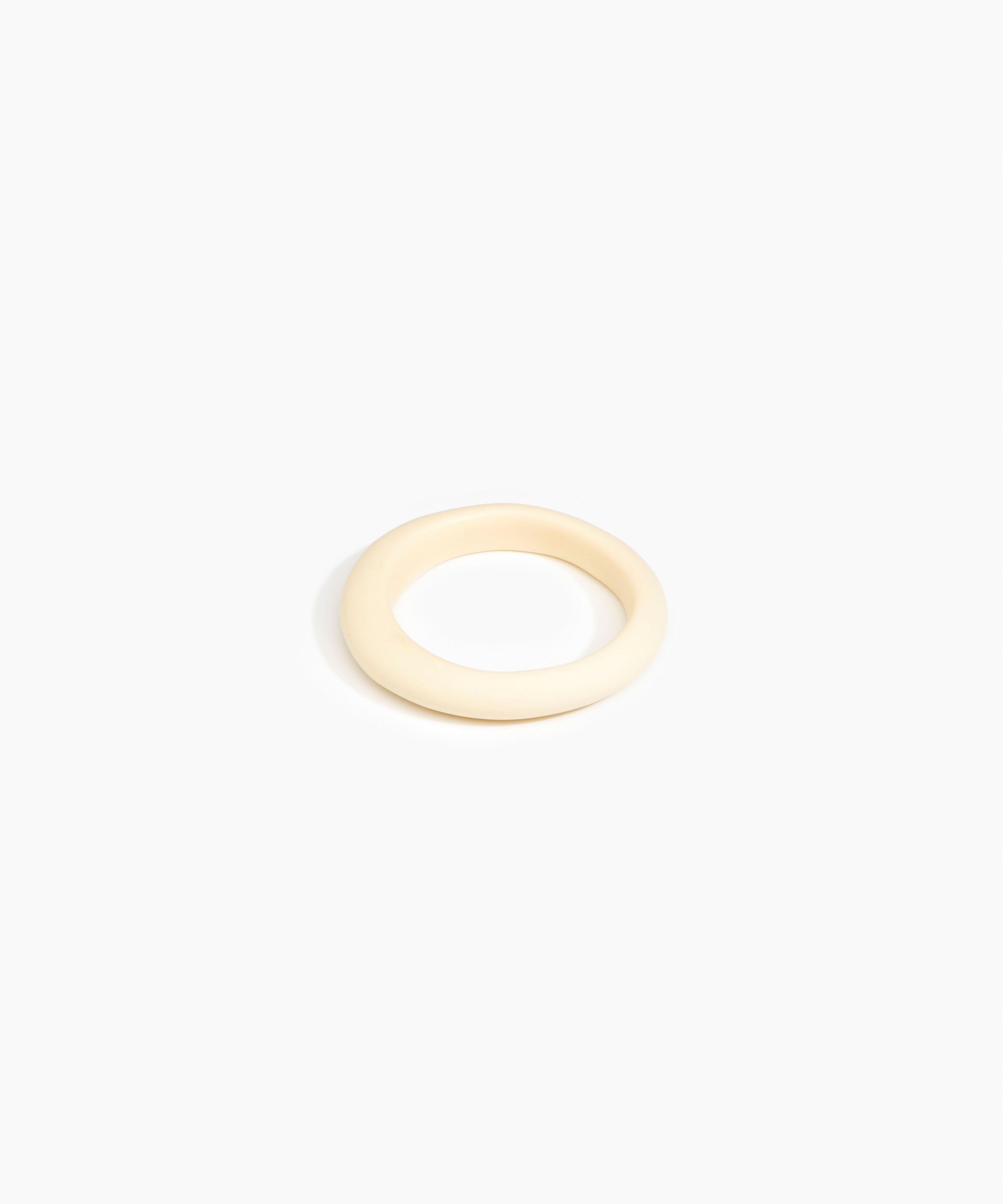 Dinosaur Designs Small Organic Bangle in Cream Colour resin with Regular Fit
