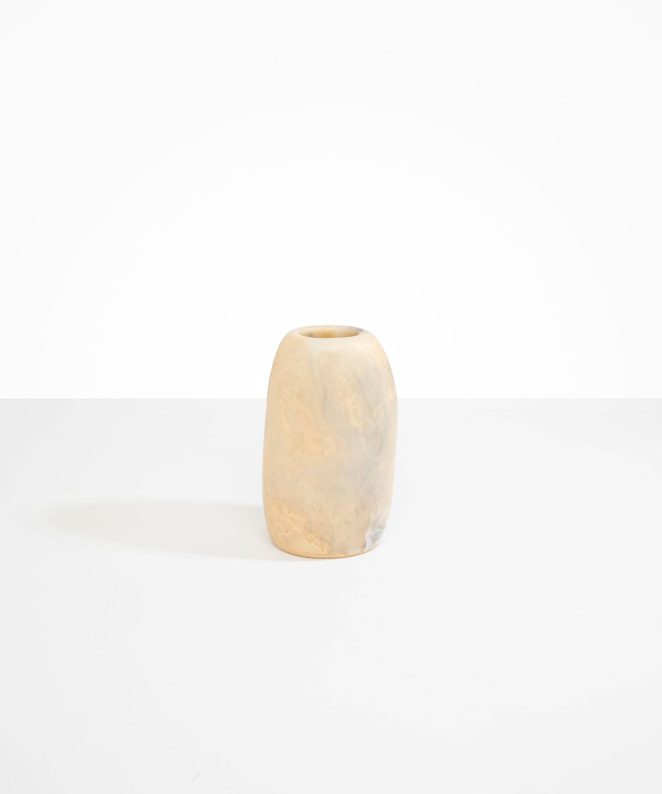 Dinosaur Designs Medium Pebble Vase in Sandy Pearl Colour resin