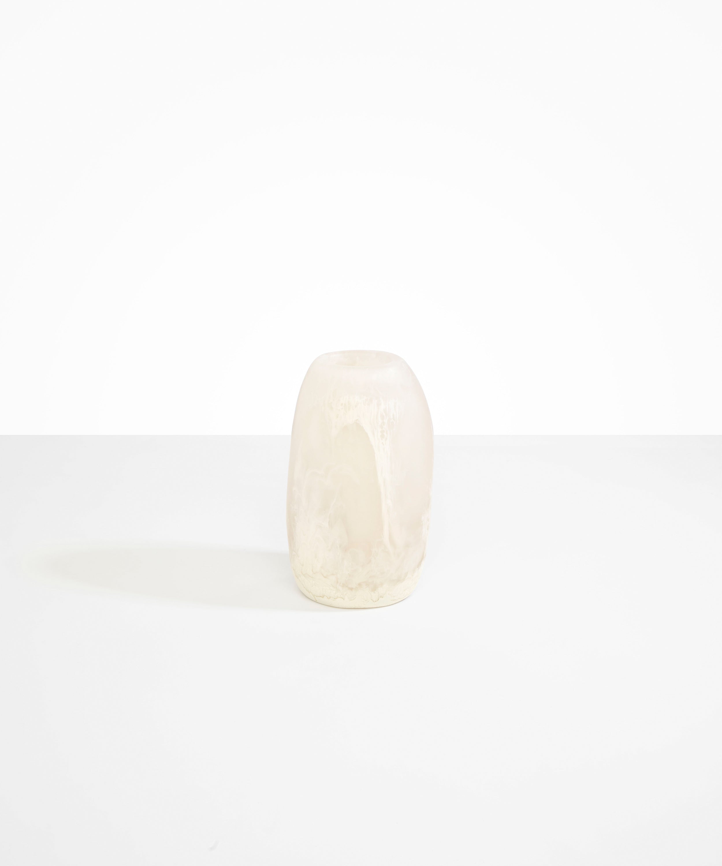 Dinosaur Designs Medium Pebble Vase in Chalk Swirl Colour resin