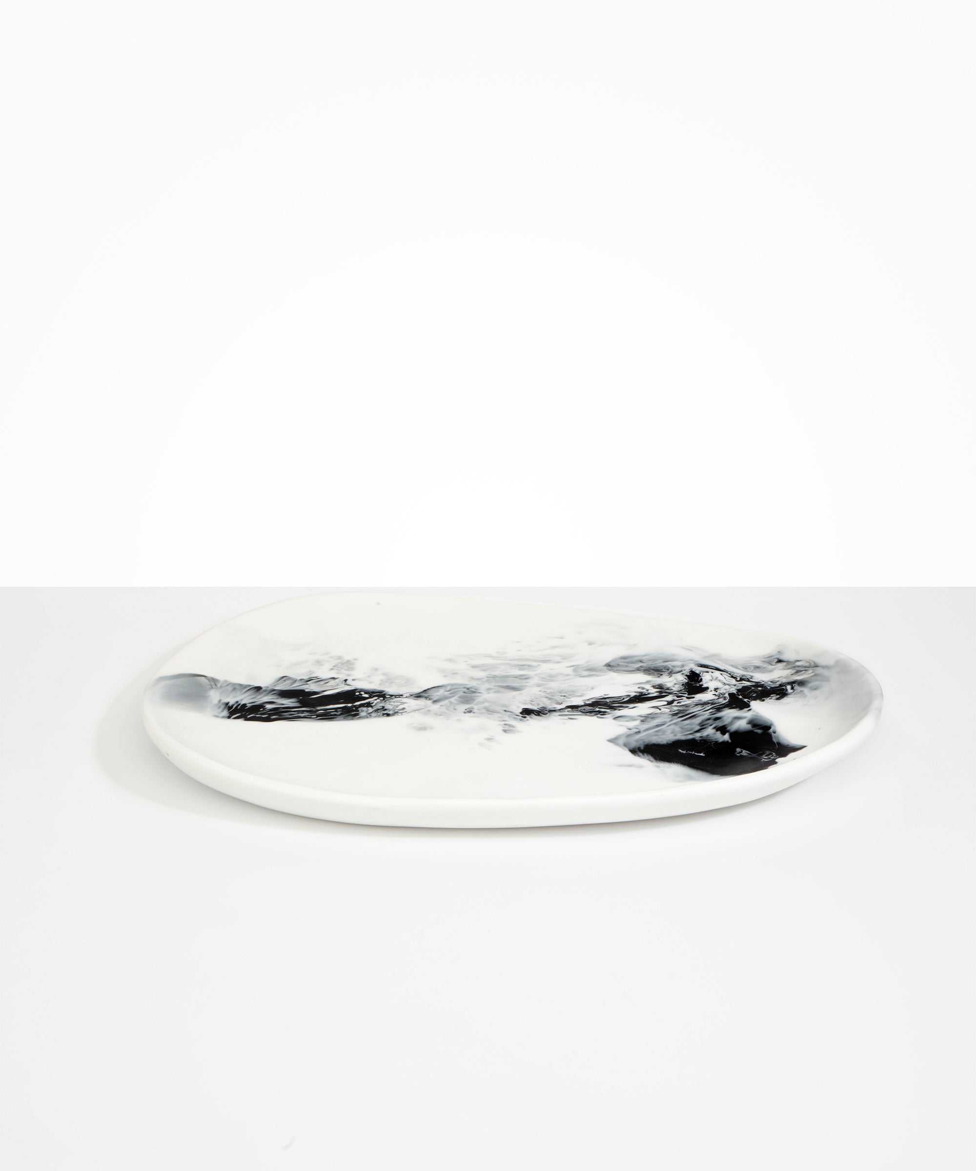 Dinosaur Designs Large Pebble Platter in White Marble Colour resin