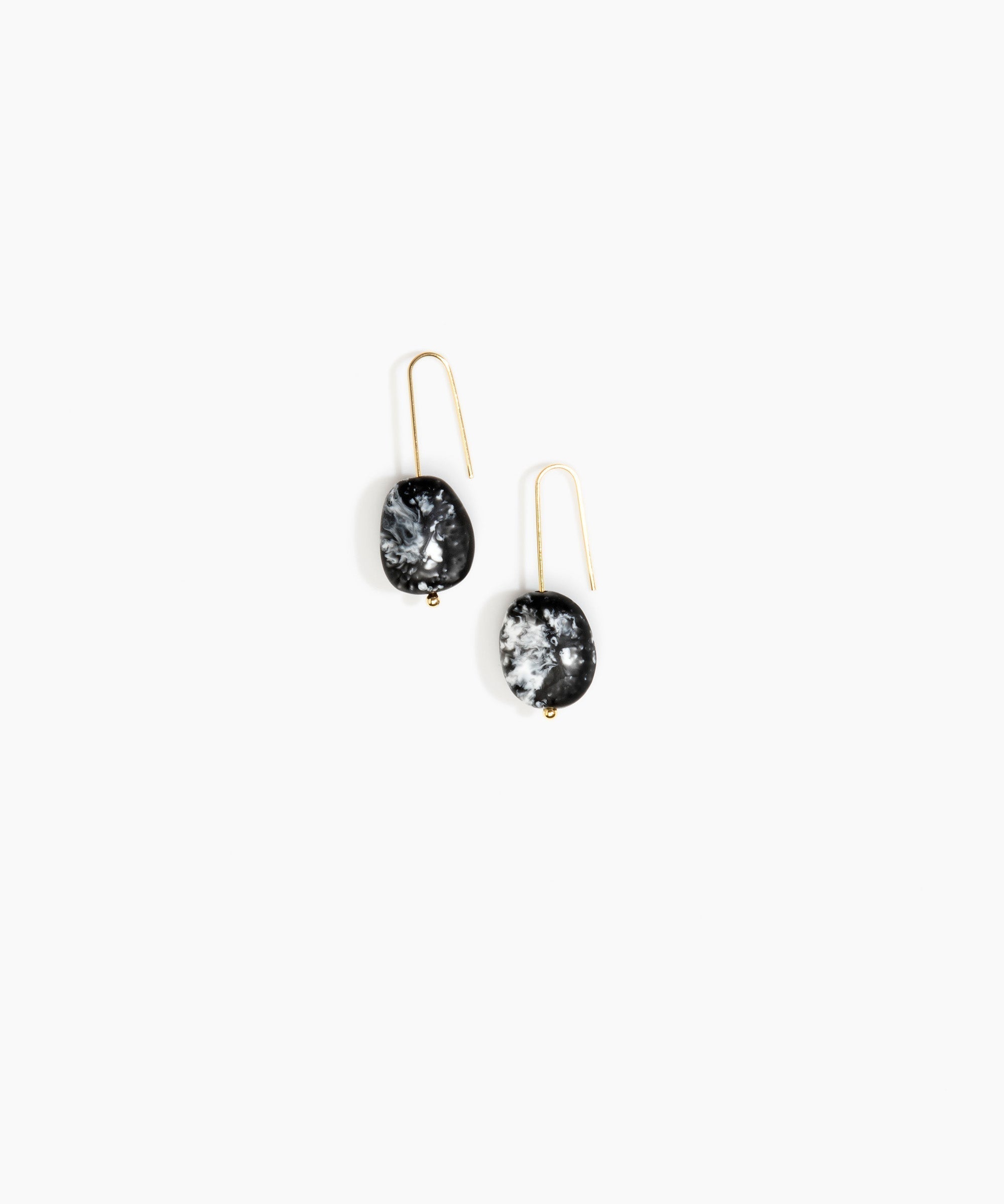 Dinosaur Designs Earth Wire Earrings in Black Marble Colour resin with Gold-Filled Material
