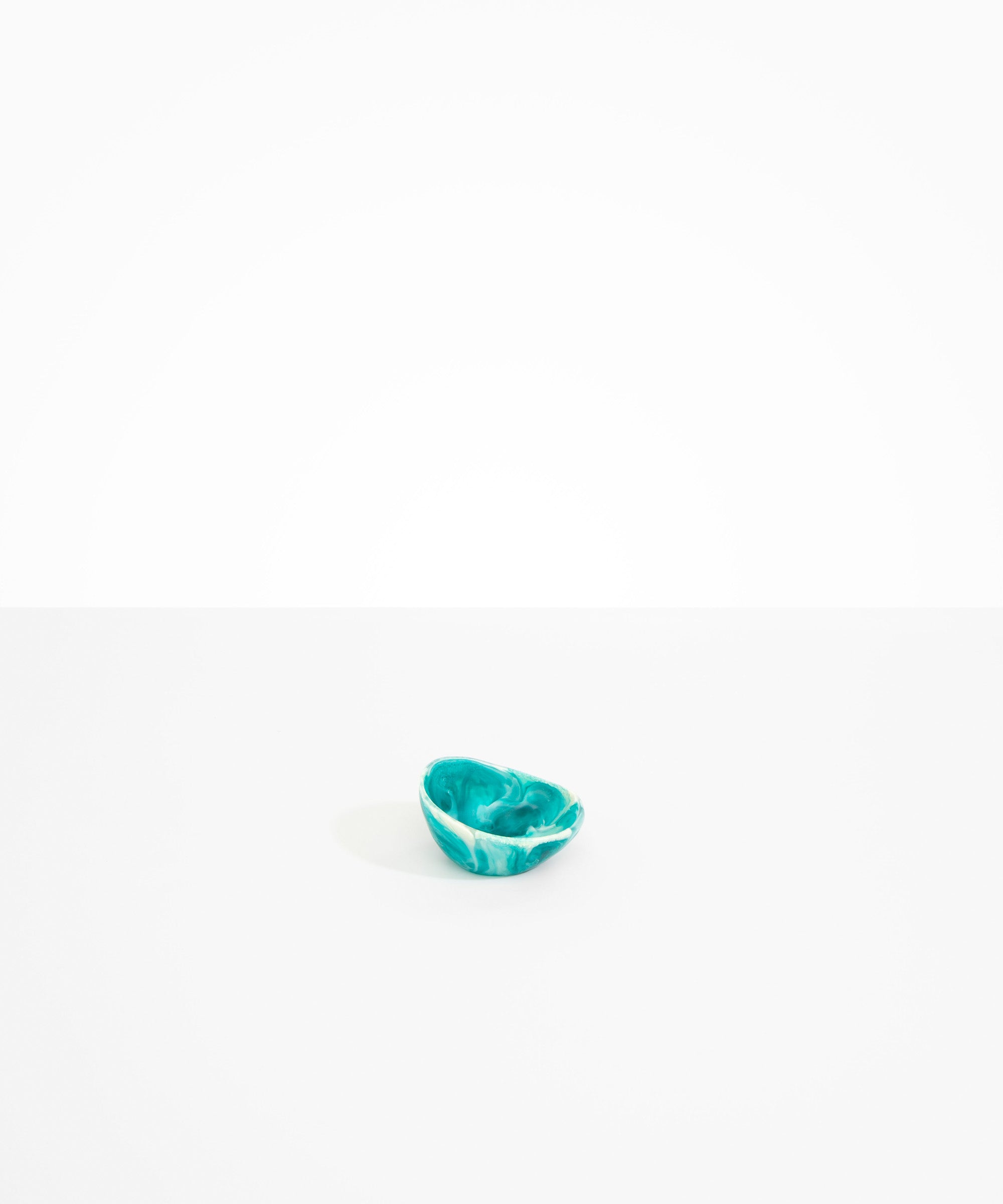 Dinosaur Designs Flow Spice Dish in Lagoon Colour resin