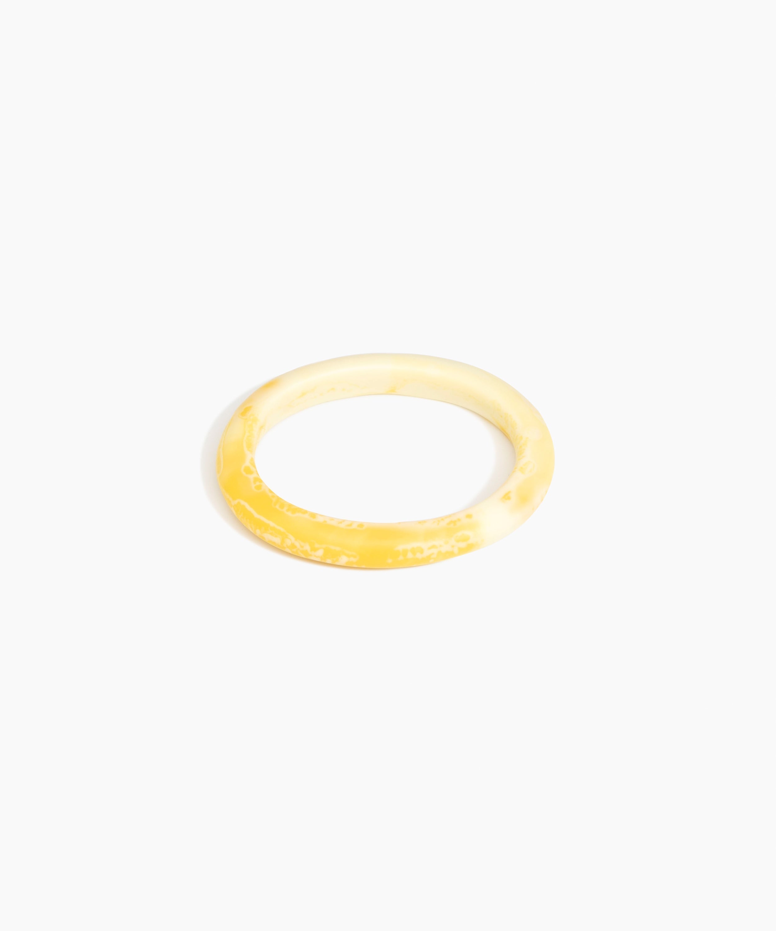 Dinosaur Designs Small Organic Oval Bangle in Daisy Colour resin with Wide Fit