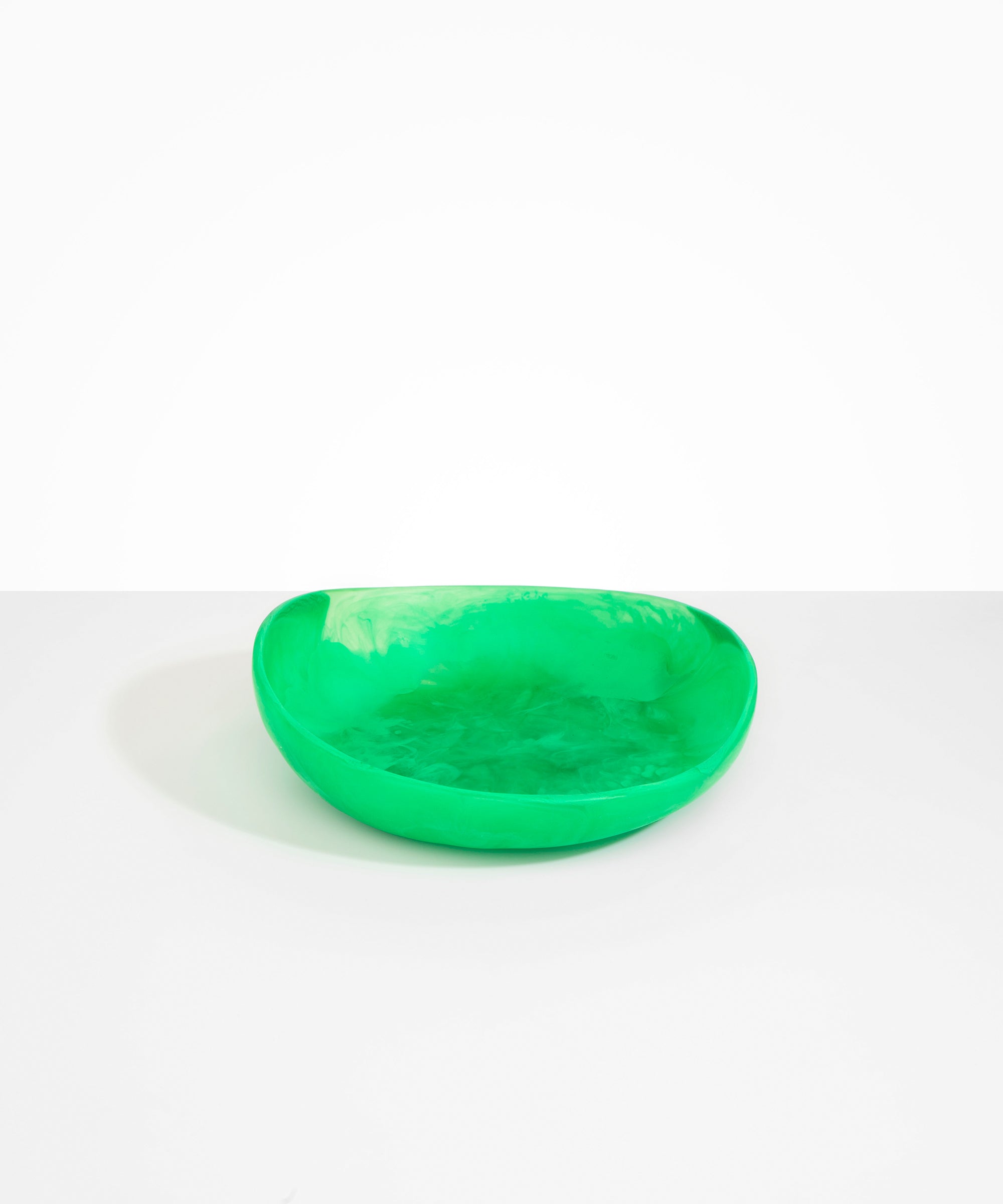 Dinosaur Designs Medium Flow Bowl in Leaf Colour resin