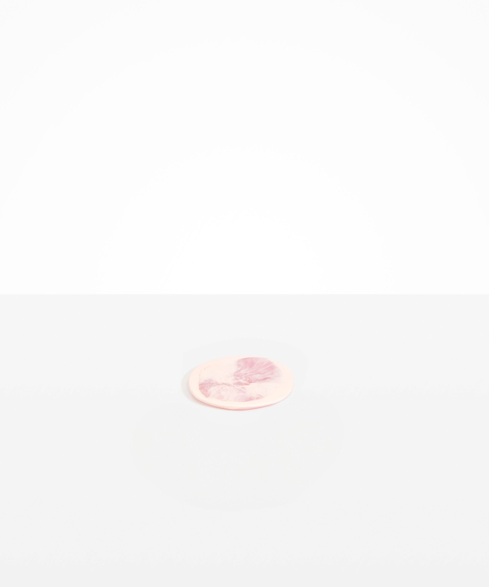 Dinosaur Designs Boulder Coaster in Shell Pink Colour resin