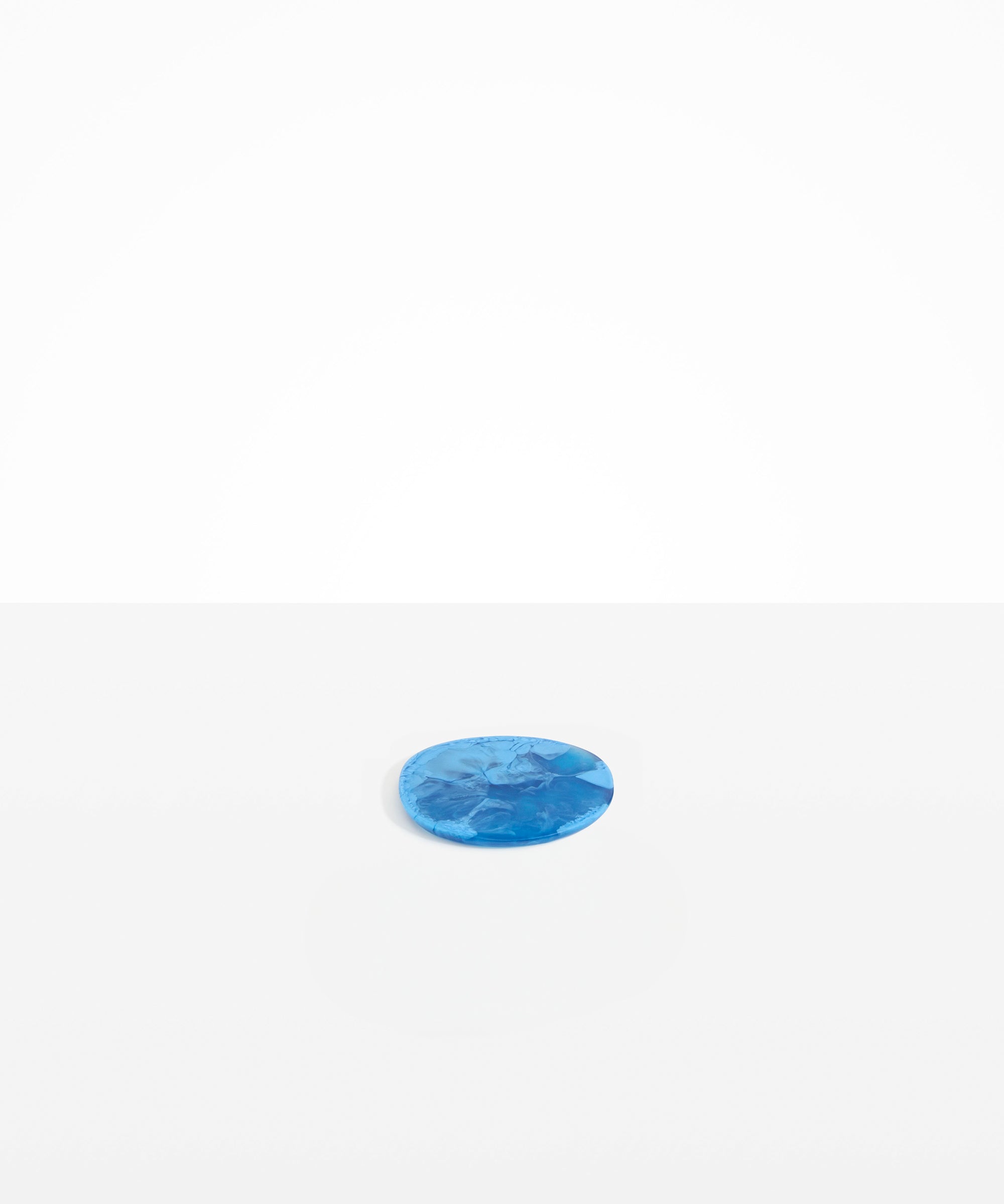 Dinosaur Designs Boulder Coaster in Sky Colour resin