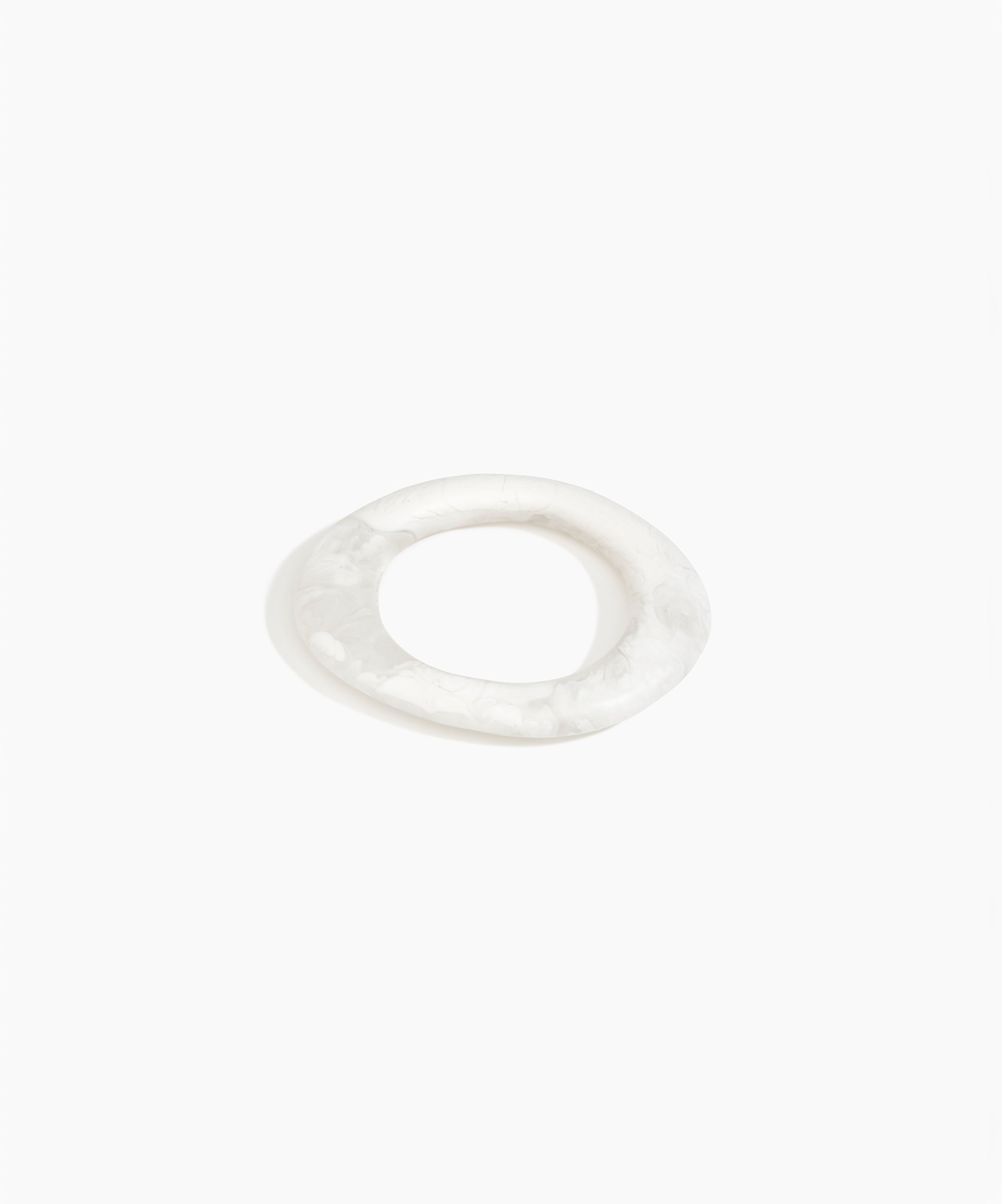 Dinosaur Designs Small Drift Bangle in Snow Swirl Colour resin with Wide Fit