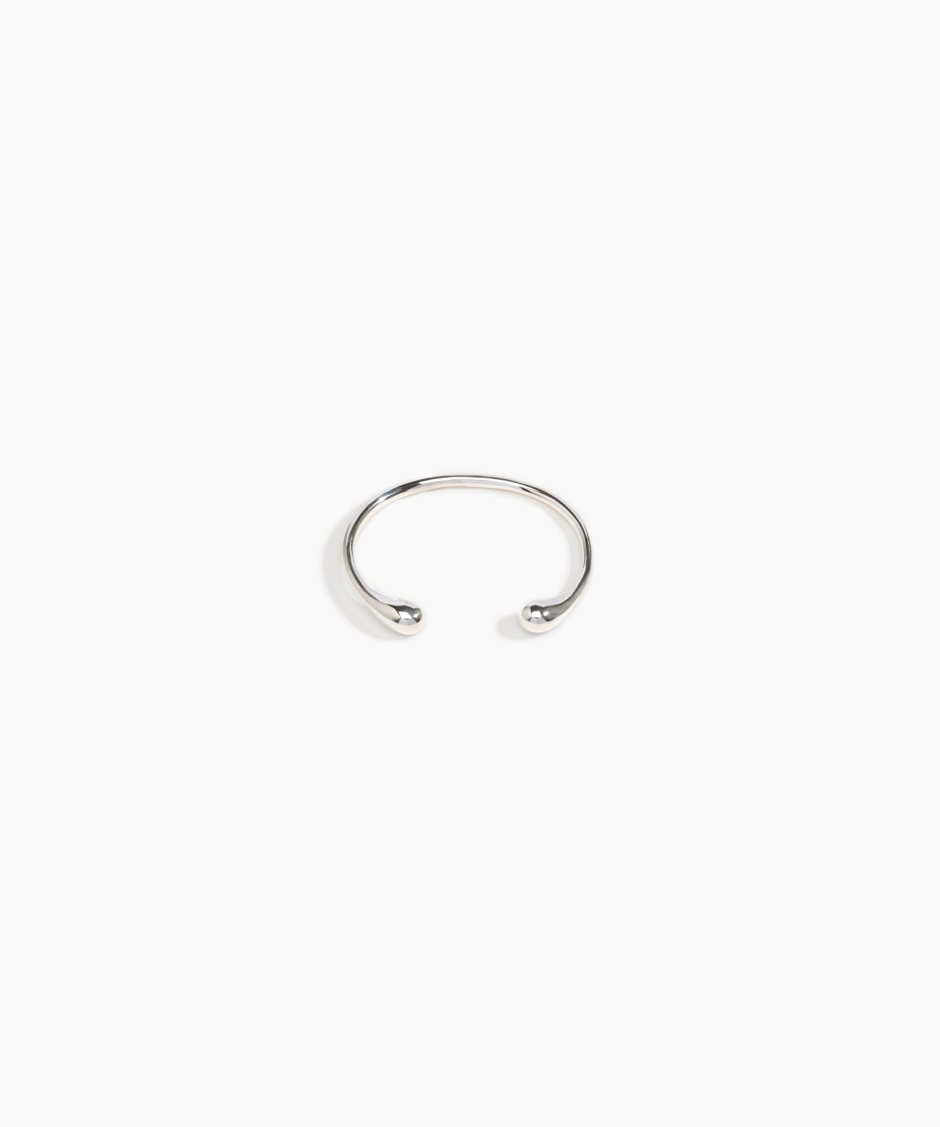 Dinosaur Designs Sprout Bangle in 925 Sterling Silver Material.
