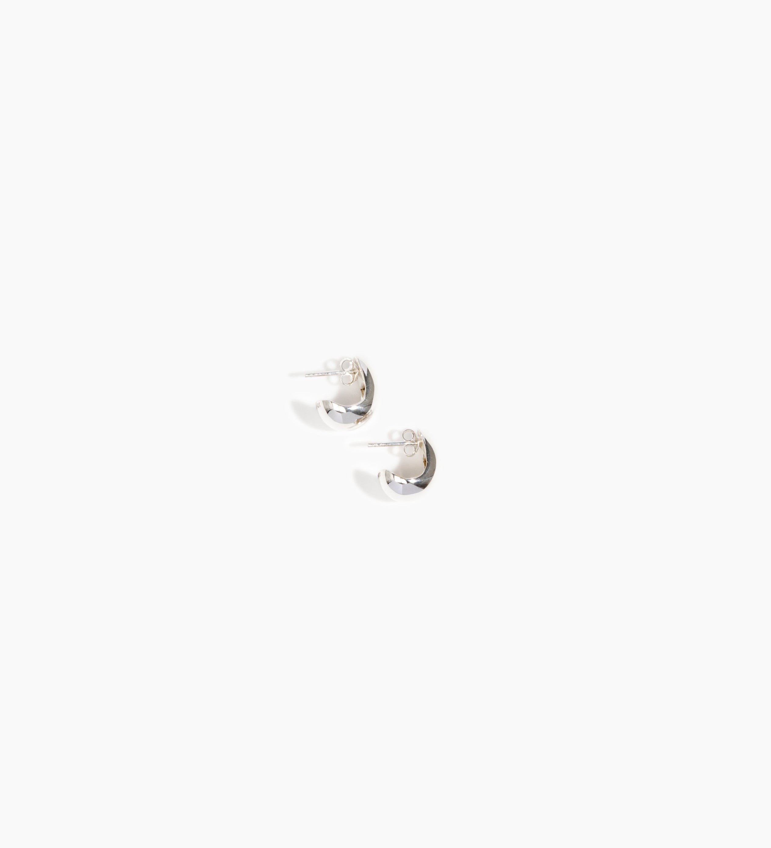 LO Collections x ALEX AND TRAHANAS Piccolo Chifferi Hoop Earrings Earrings in Silver-Plated Brass Material 