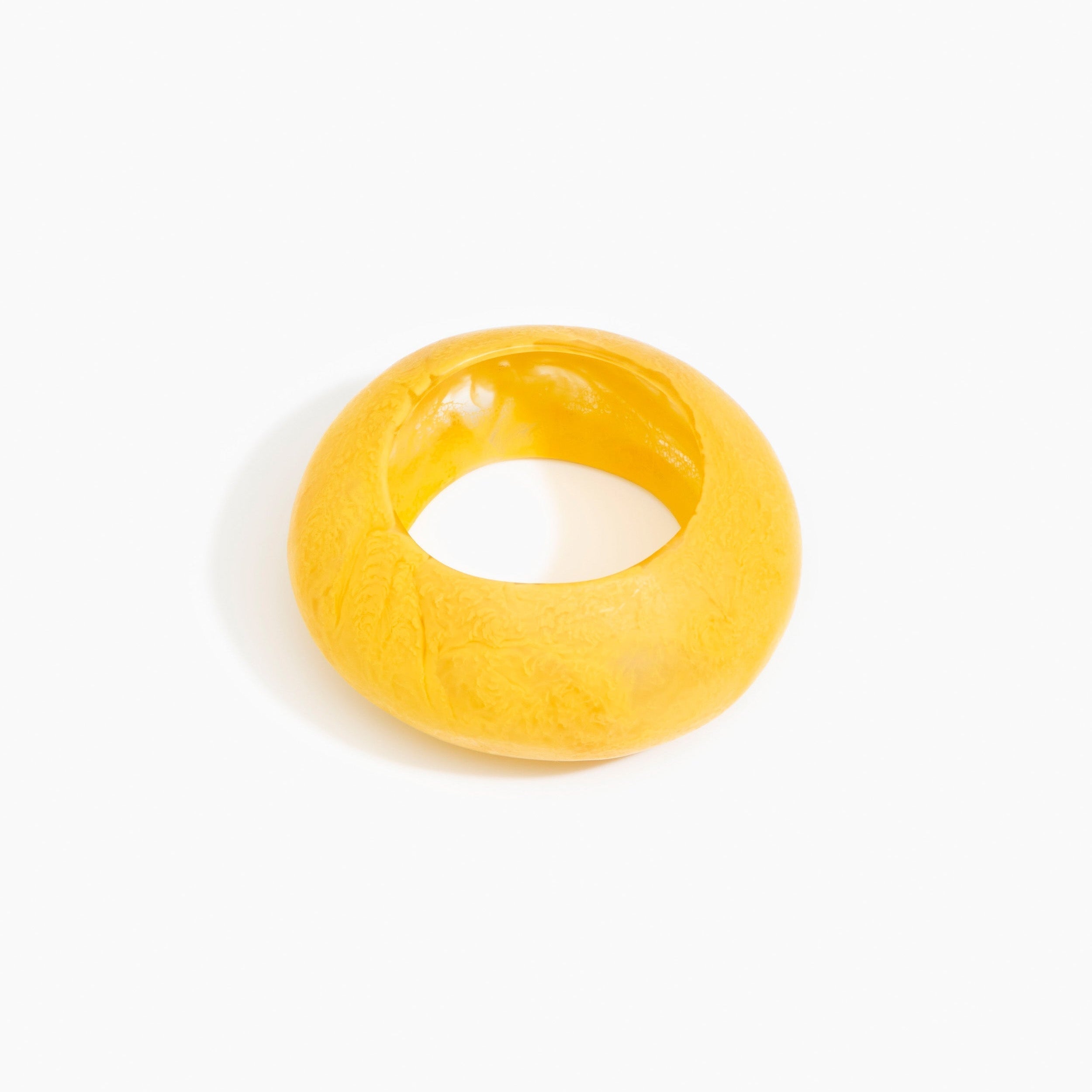 Dinosaur Designs Boulder Bangle in Honeycomb Colour resin with Wide Fit..