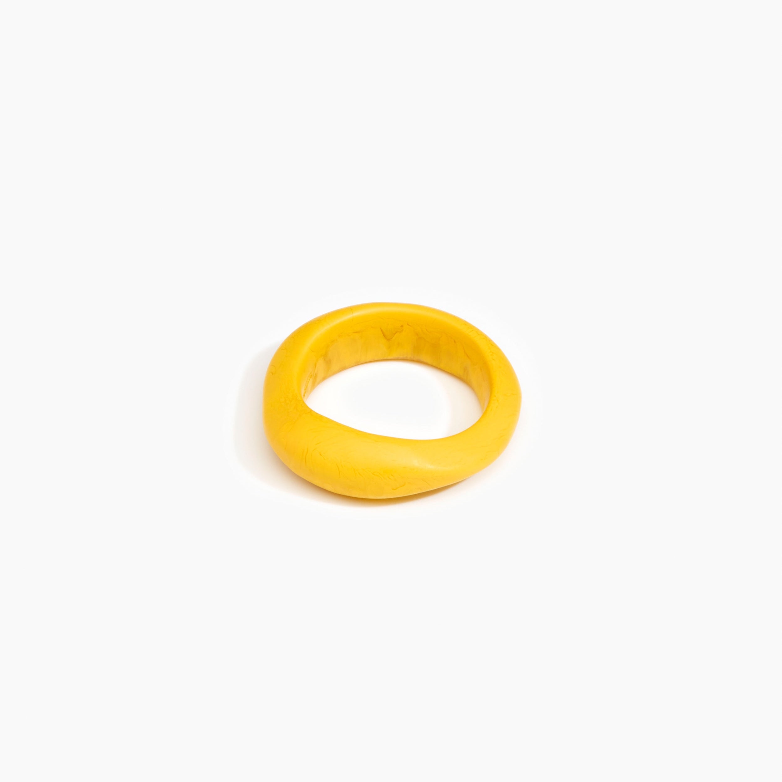 Dinosaur Designs Earth Bangle in Honeycomb Colour resin with Regular Fit..