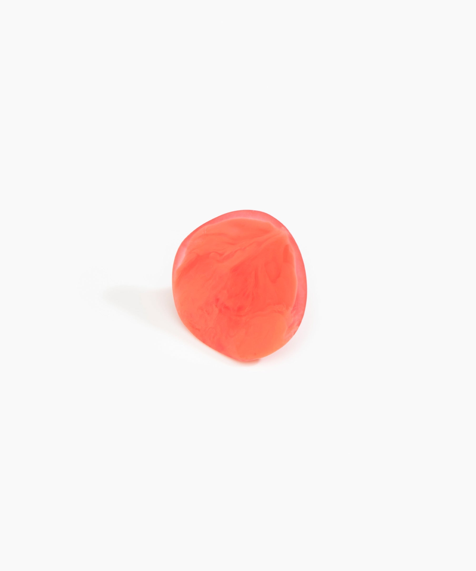 Dinosaur Designs Large Carved Ring Rings in Lychee Colour resin 