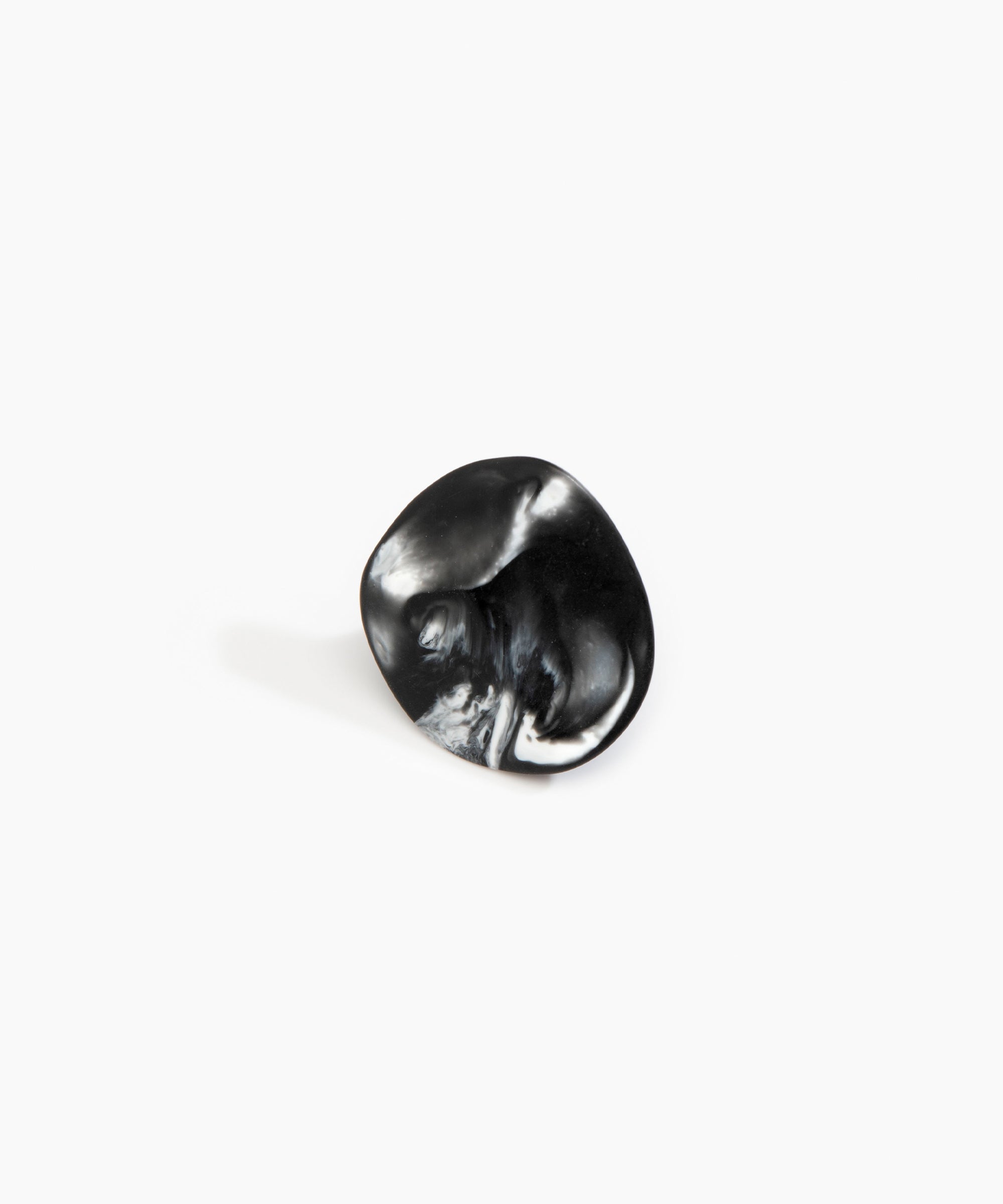 Dinosaur Designs Large Carved Ring Rings in Black Marble Colour resin 