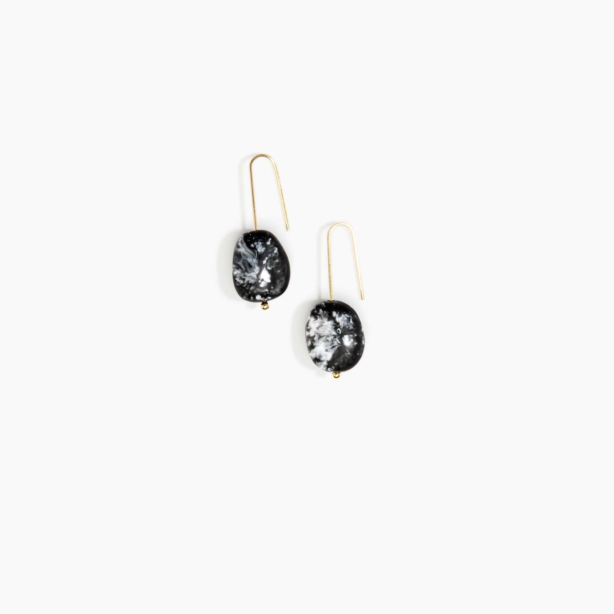 Dinosaur Designs Earth Wire Earrings in Black Marble Colour resin with Gold-Filled Material.