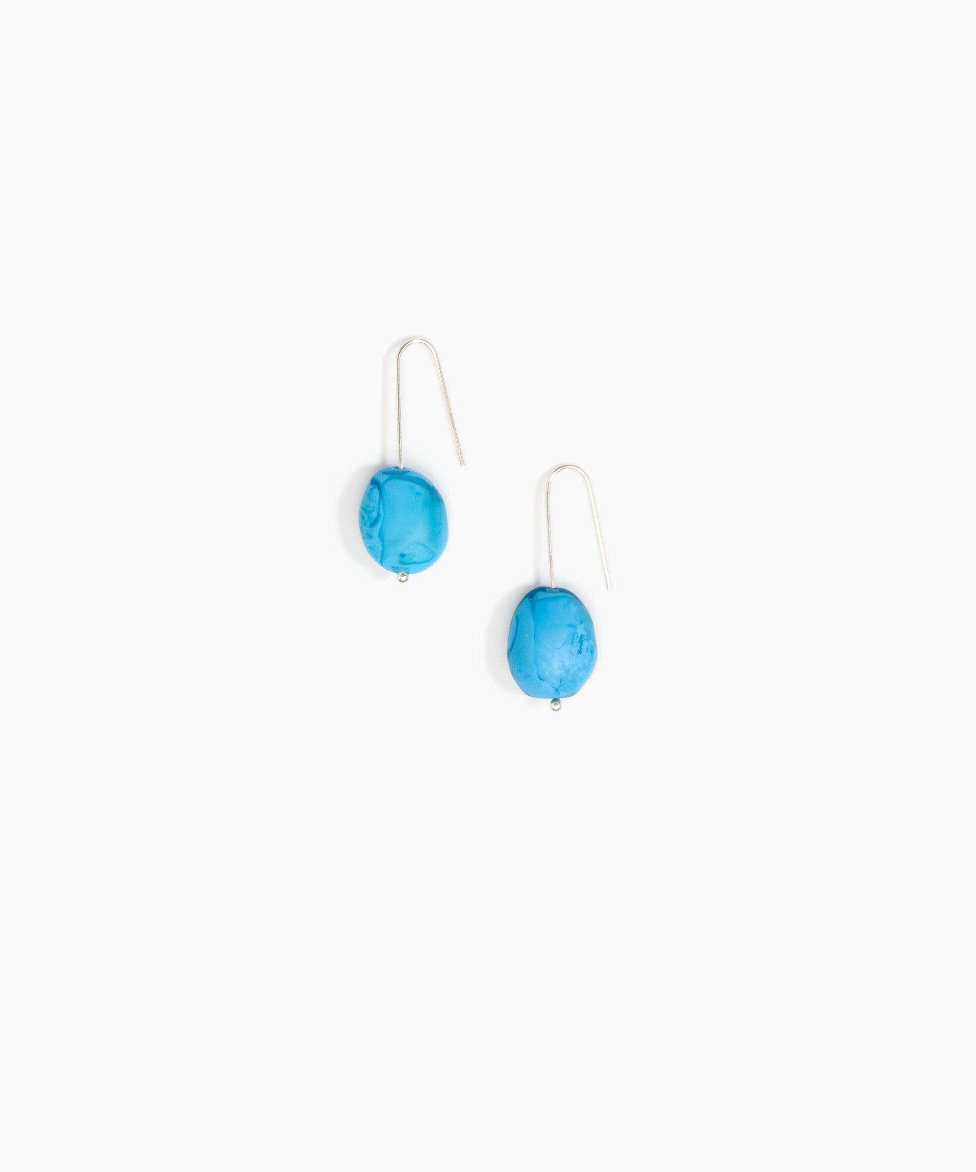 Dinosaur Designs Earth Wire Earrings in Sky Colour resin with 925 Sterling Silver Material.