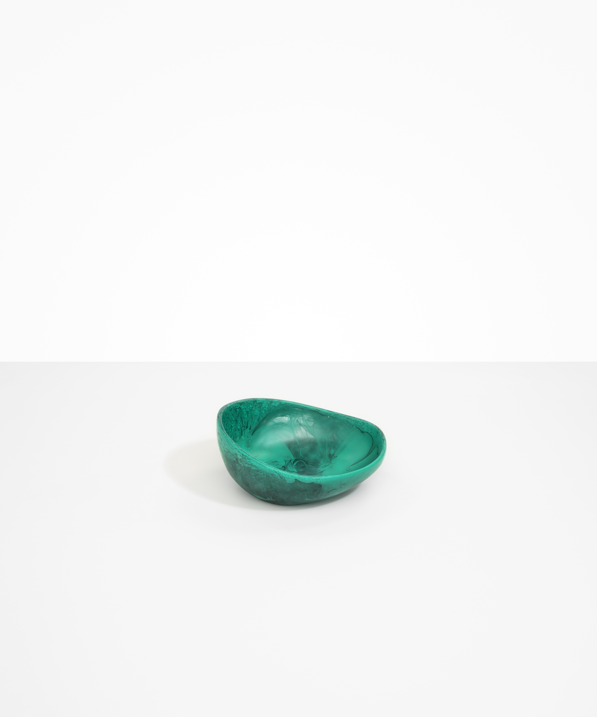 Dinosaur Designs VASPEBMED Medium Pebble Vase CAPPUCCINO.