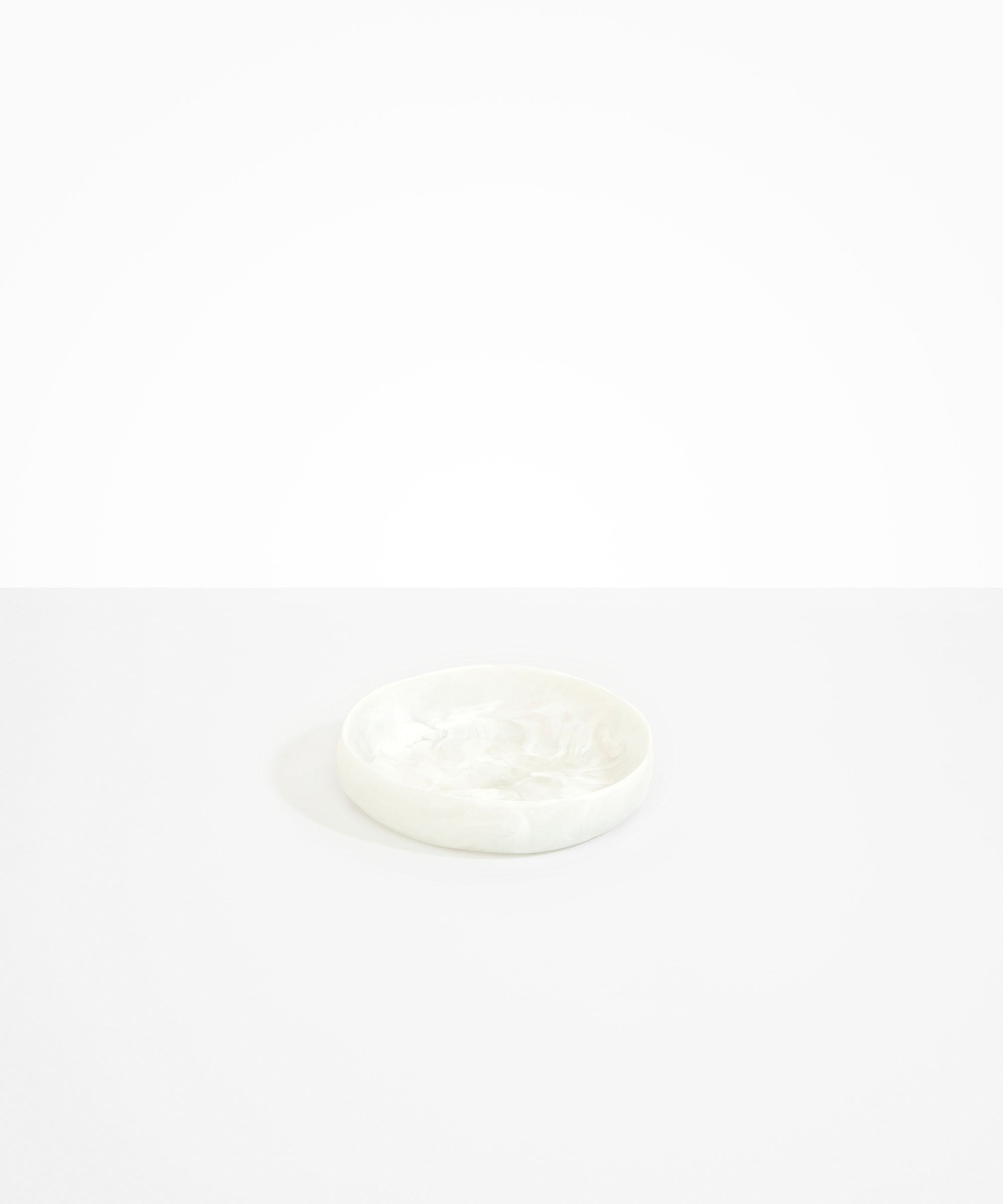 Dinosaur Designs Small Earth Bowl in Snow Swirl Colour resin