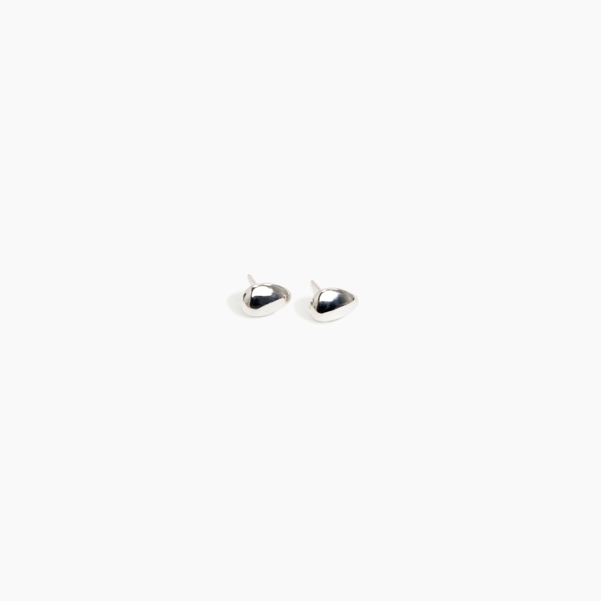 Dinosaur Designs ERDDERT SIL S Earth Stud Earrings SILVER.