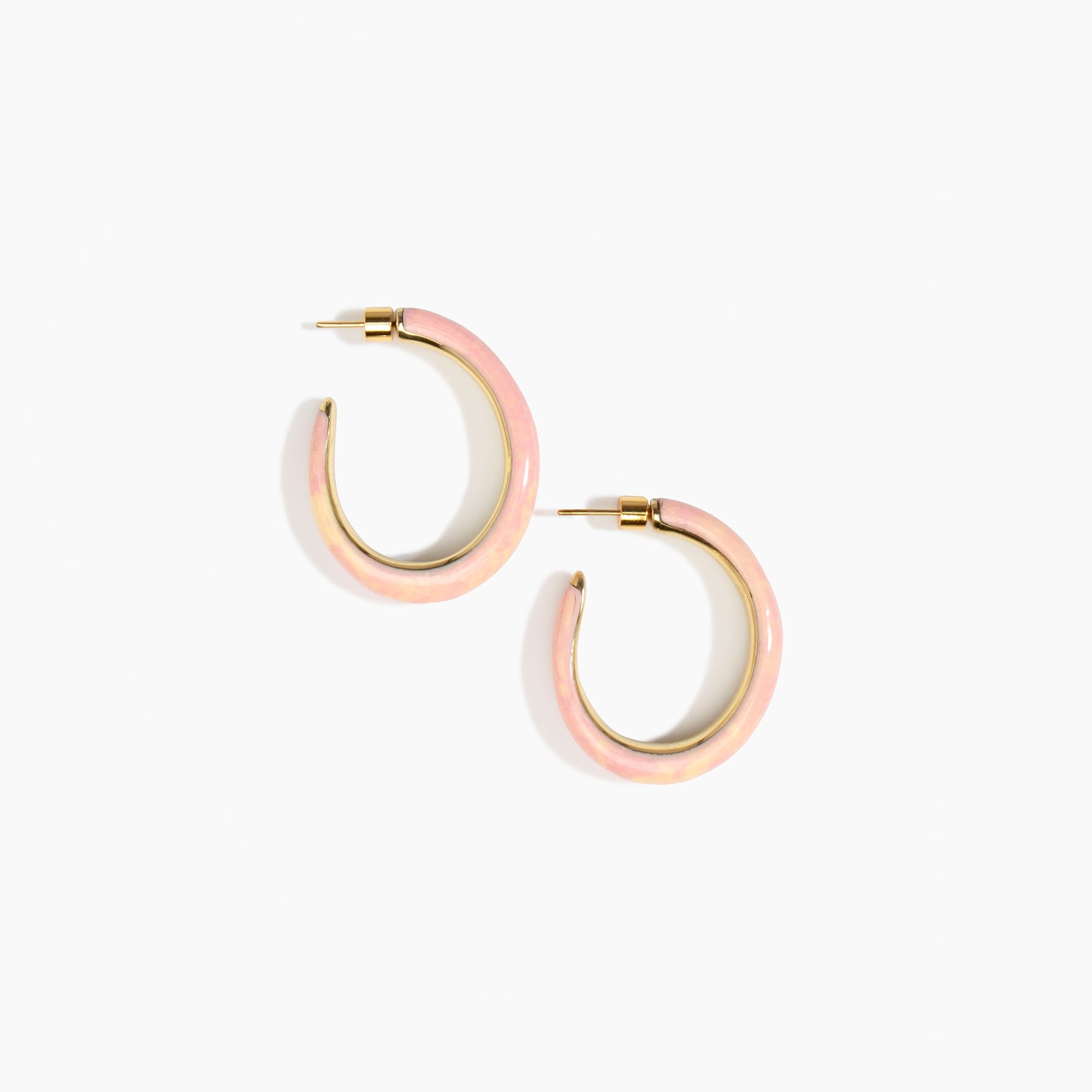Dinosaur Designs Large Pebble Duo Hoop Earrings in Blossom — marbled pink and cream resin hoop earrings with polished brass inner face and stud fastening.
