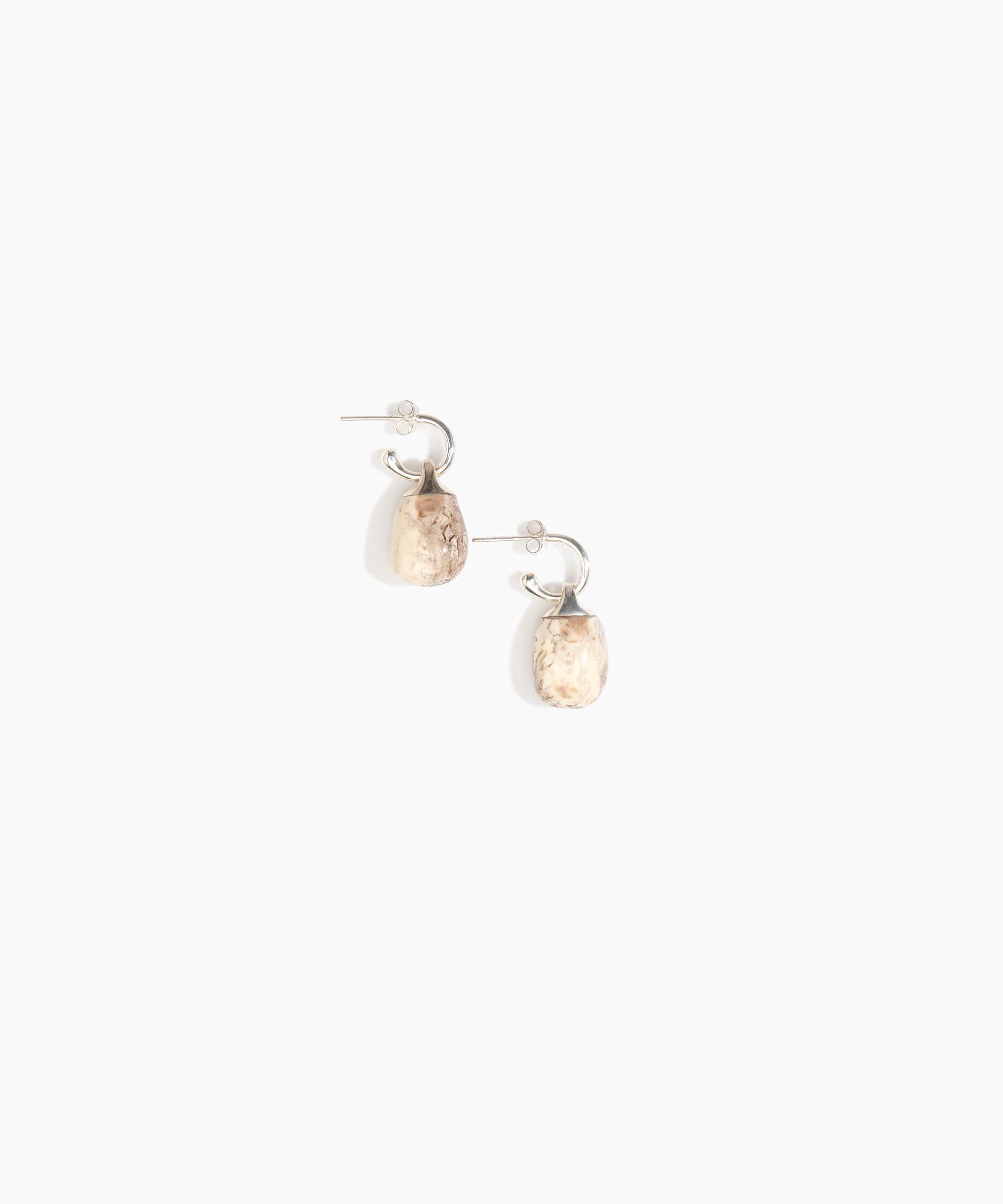 Dinosaur Designs ERRCKHOOPSML Small River Rock Hoop Earrings CAPPUCCINO.