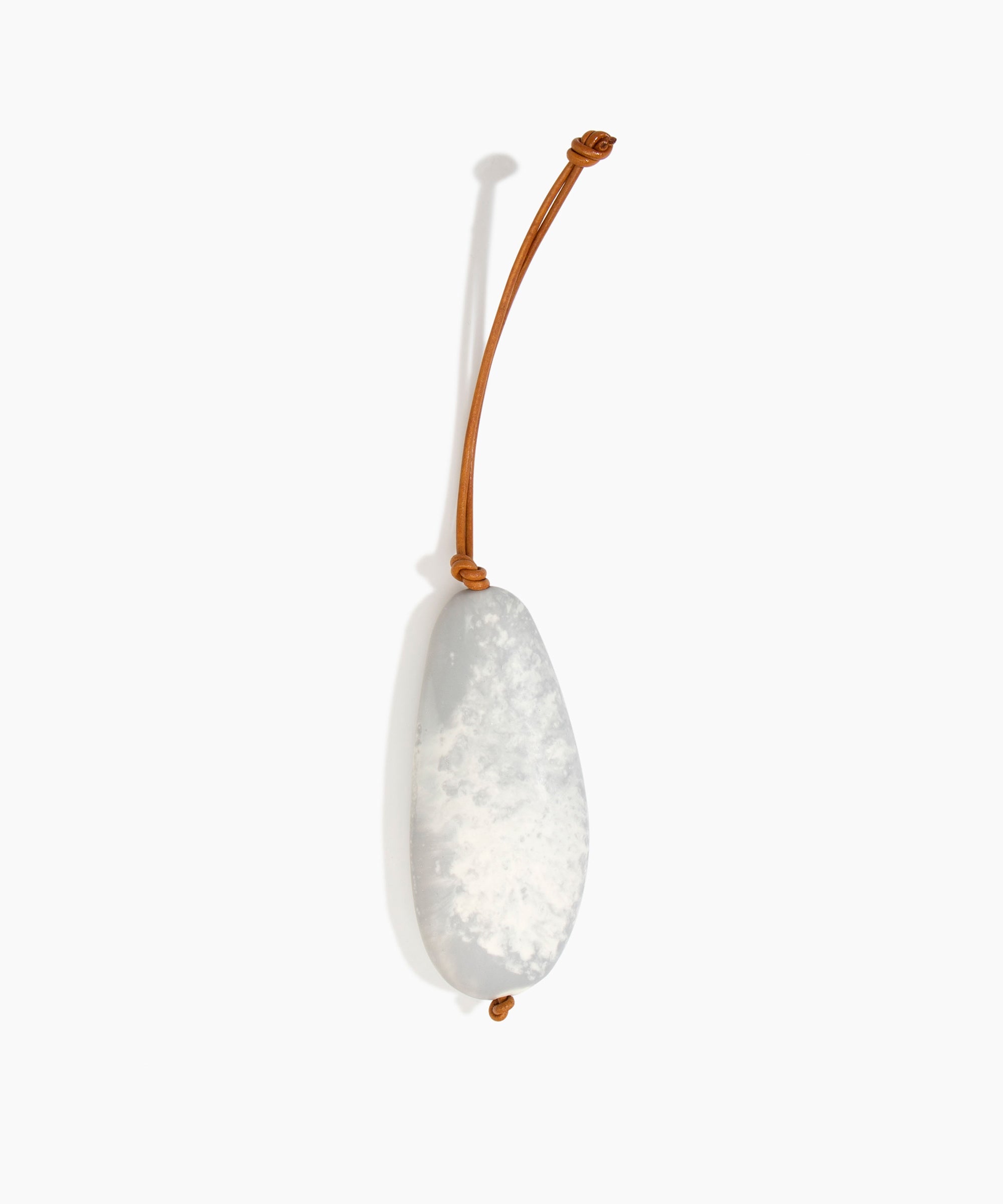 Dinosaur Designs KEYORGPEB Pebble Keyring CLOUD..