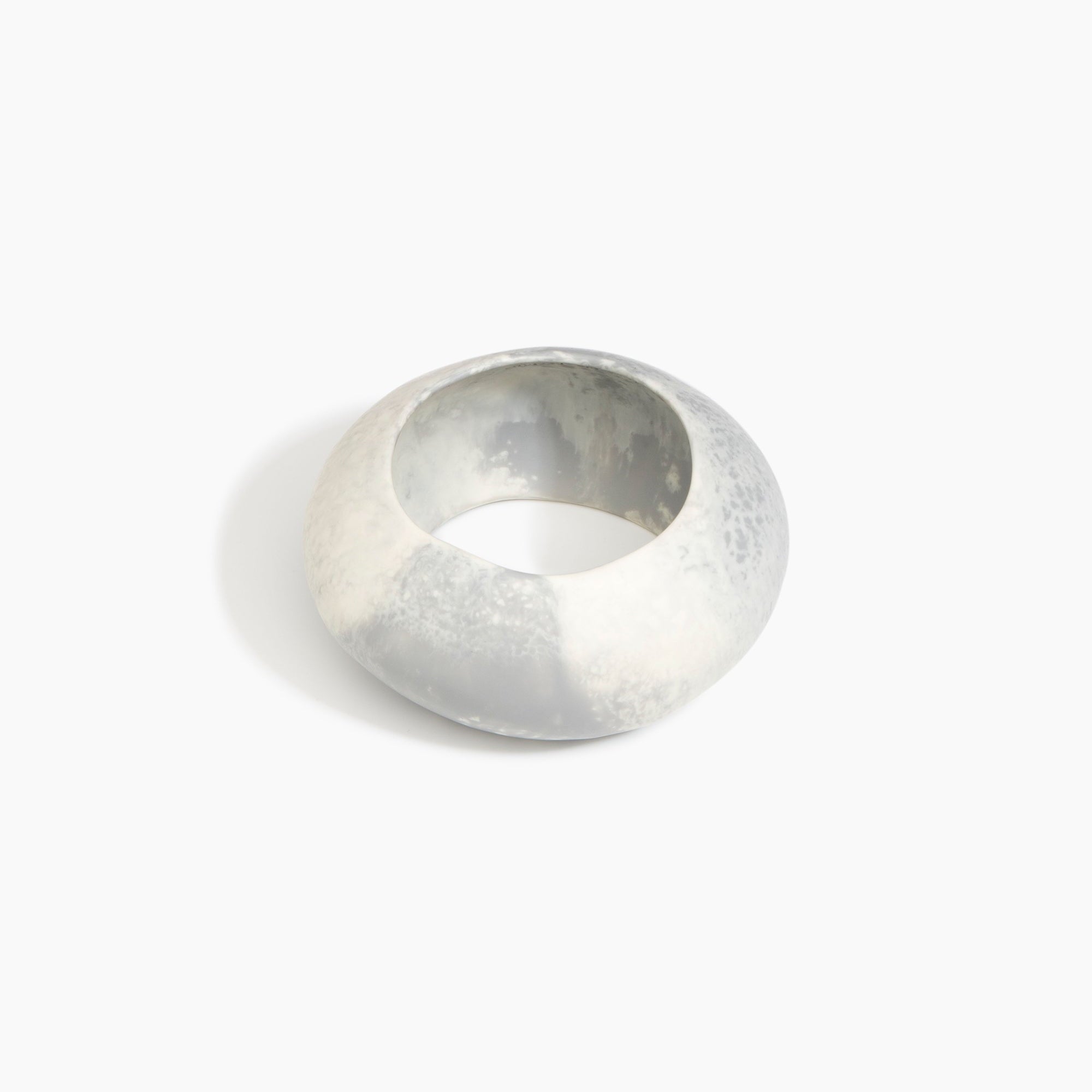 Dinosaur Designs LBPLNBLD Boulder Bangle CLOUD..