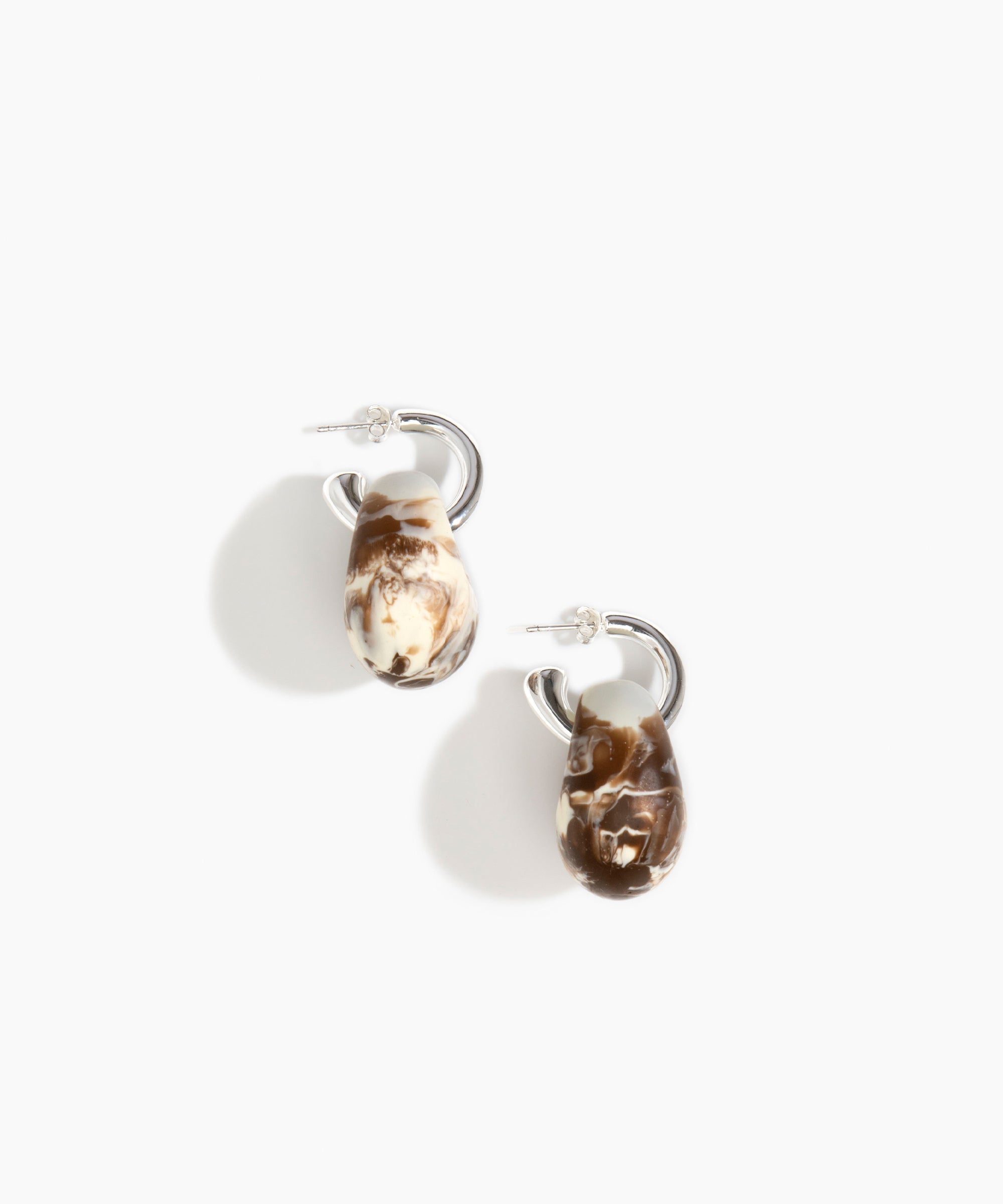 Dinosaur Designs Medium Splash Earrings in Cappuccino Colour resin with Silver-Plated Brass Hoop Material