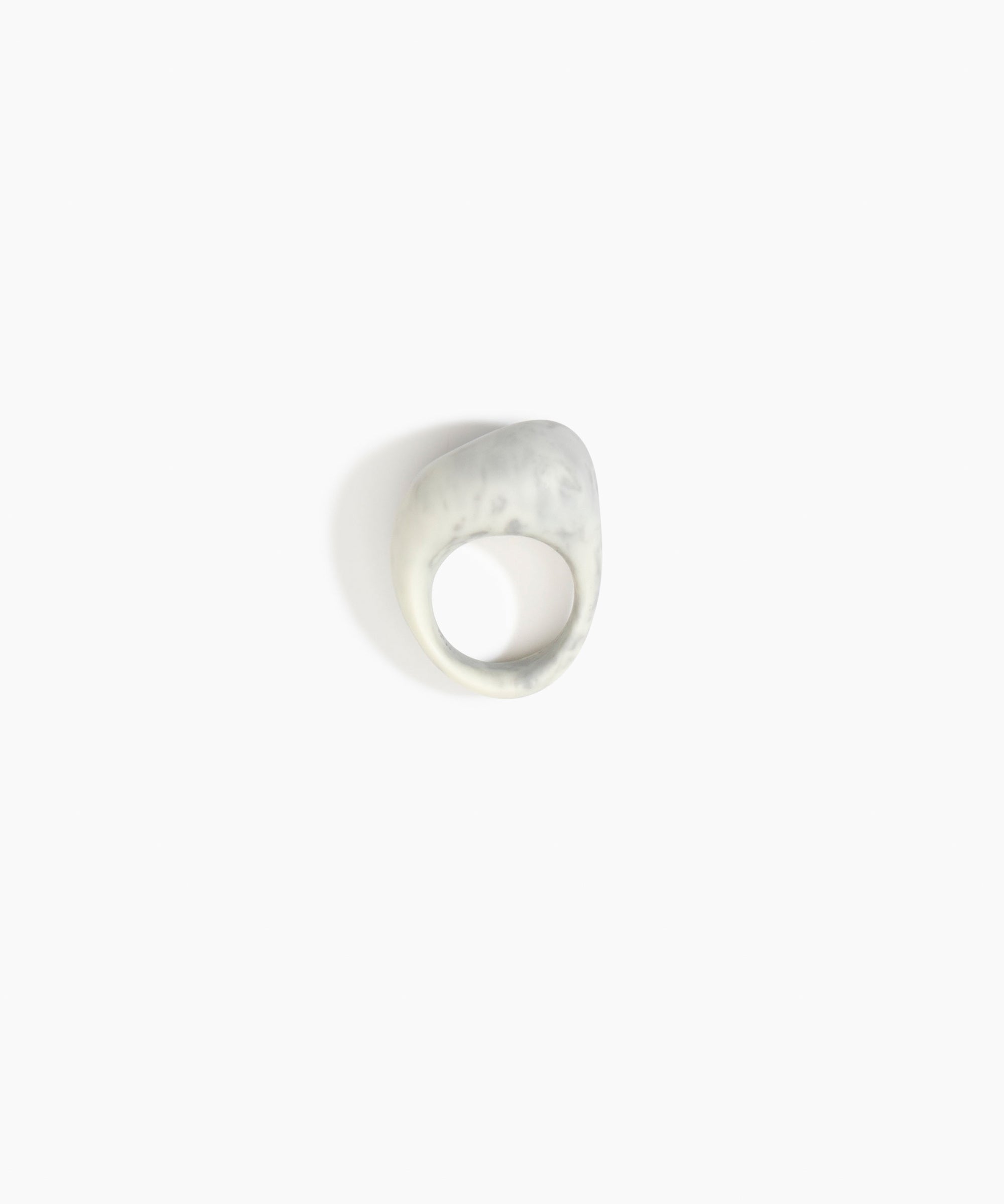 Dinosaur Designs RGPLNPEB Pebble Ring CLOUD