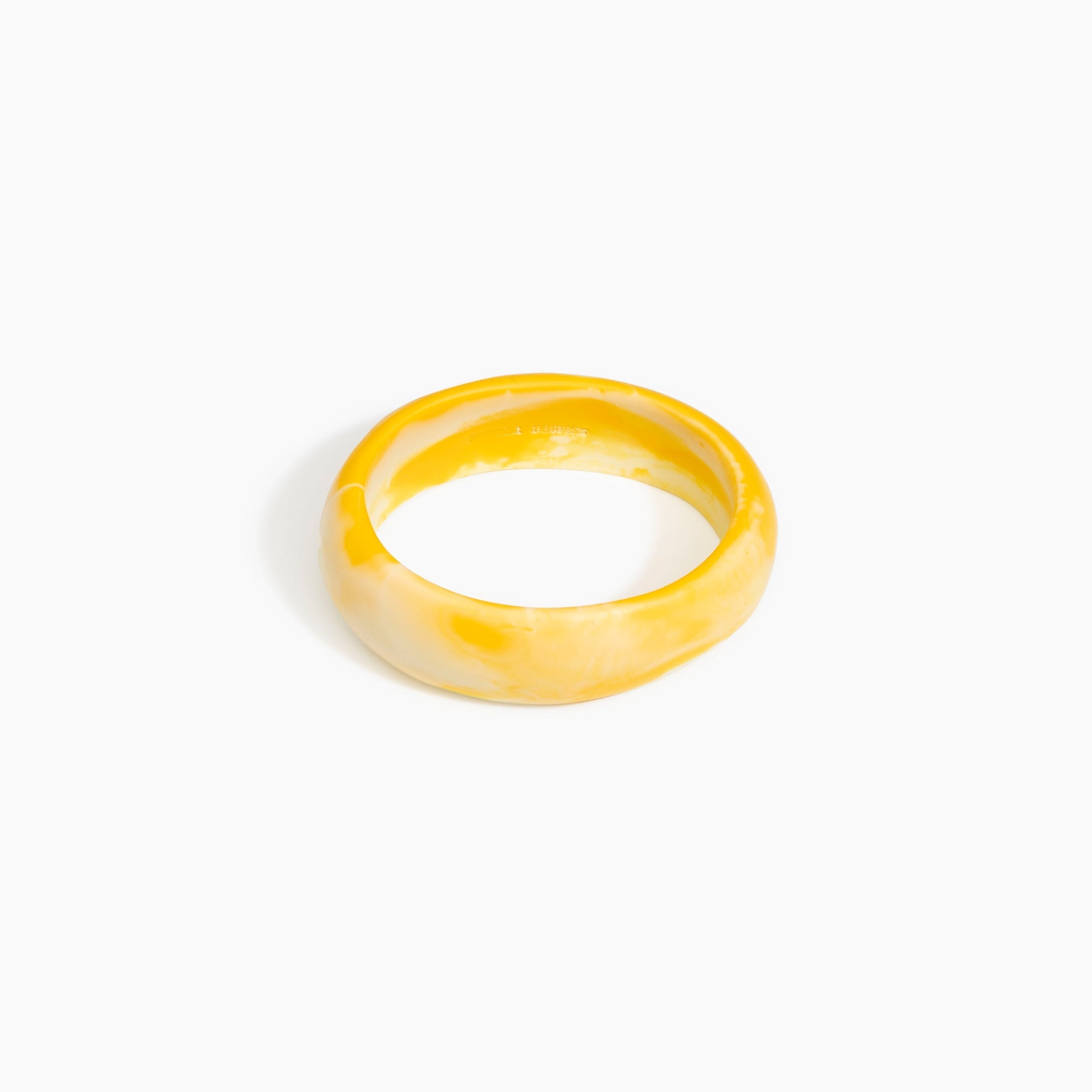 Dinosaur Designs Medium Organic Oval Bangle in Daisy Colour resin with Wide Fit..