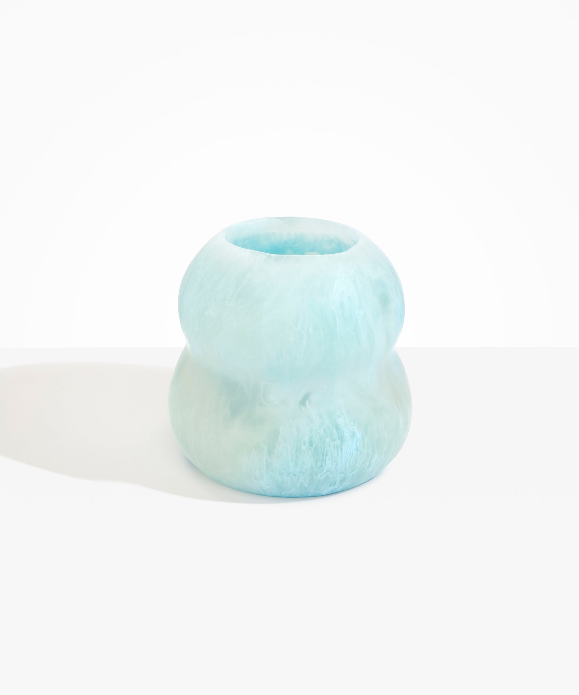 Dinosaur Designs VASBEEHLGE large beehive vase POOL ...