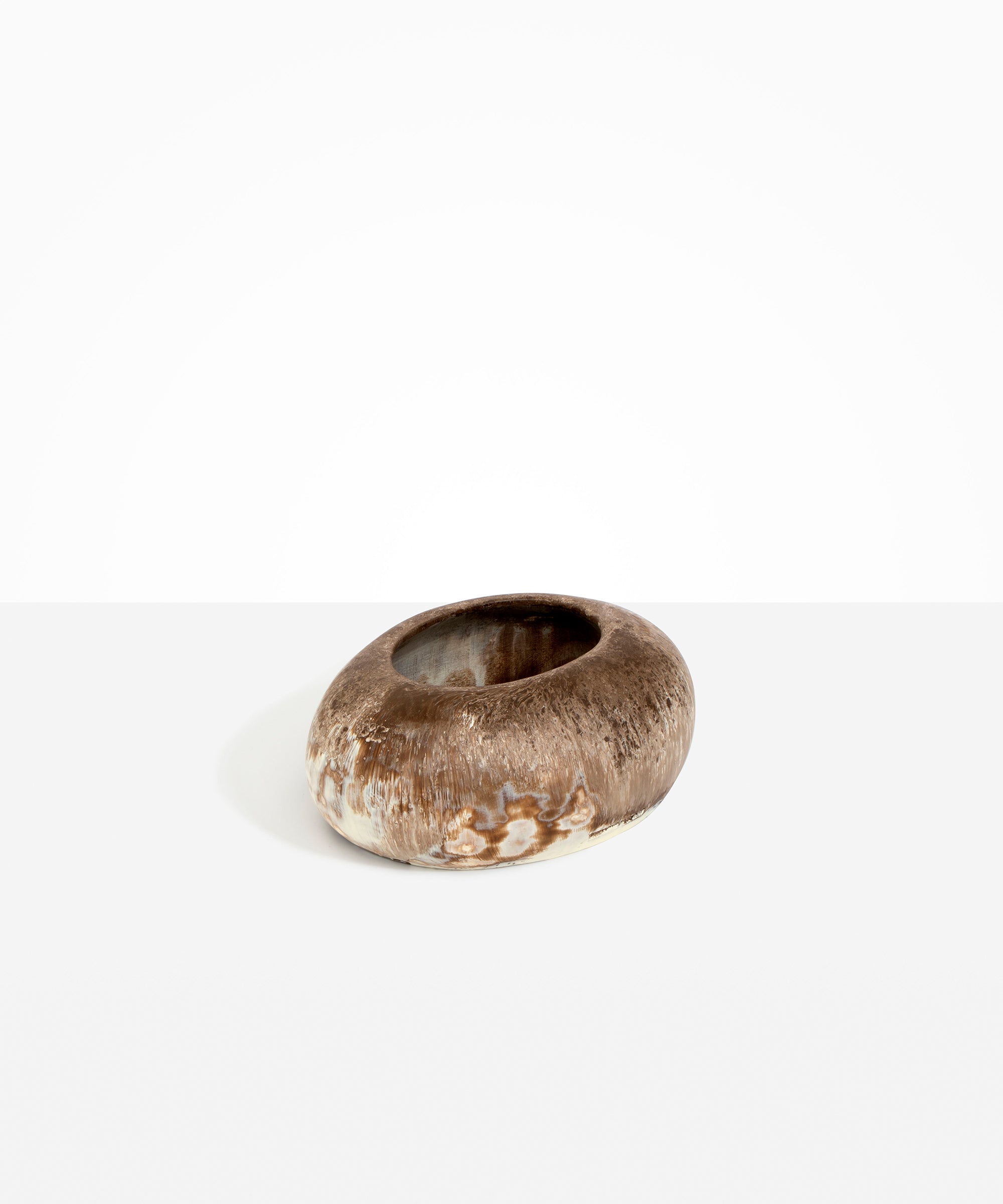 Dinosaur Designs VASRCKFLT Flat Rock Vase CAPPUCCINO