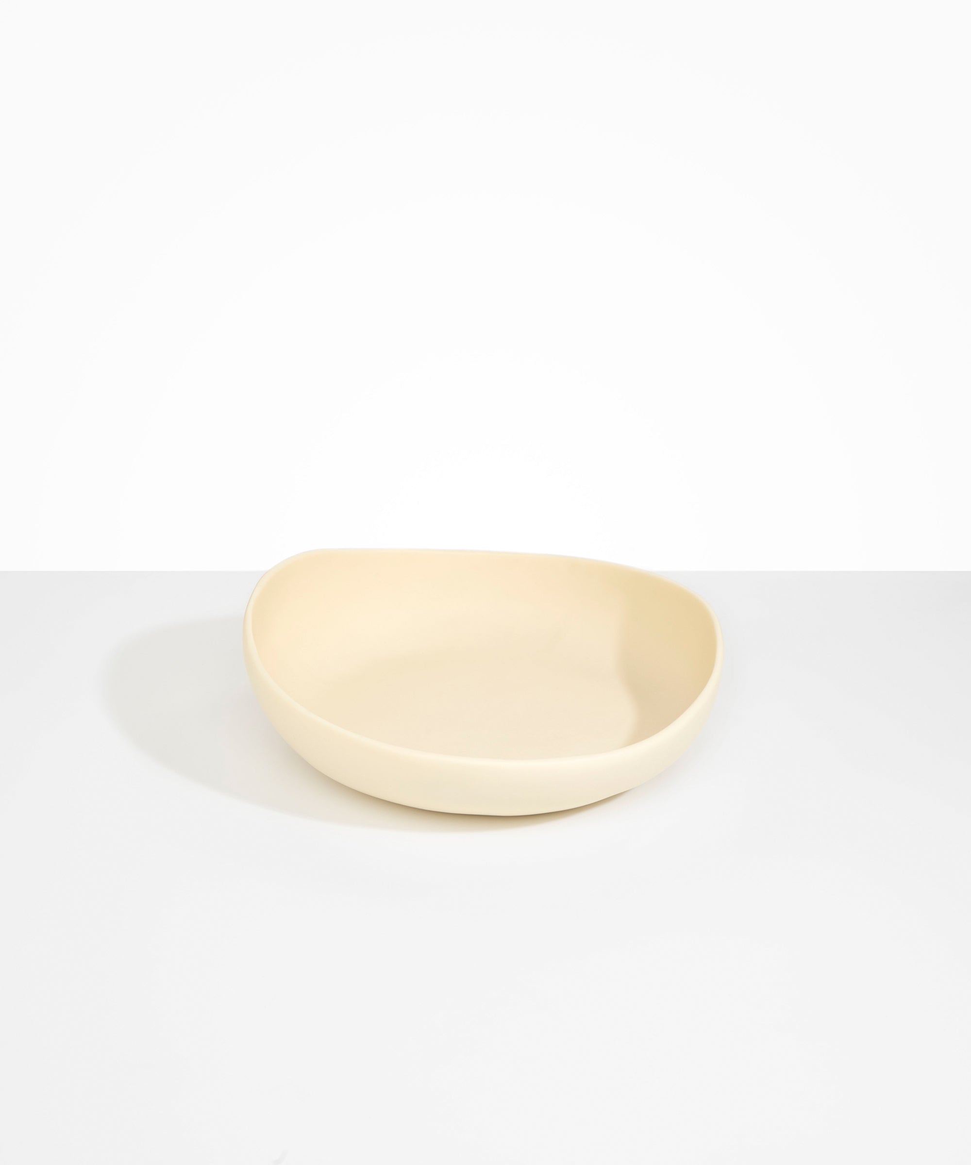 Dinosaur Designs Medium Flow Bowl Bowls in Cream Colour resin