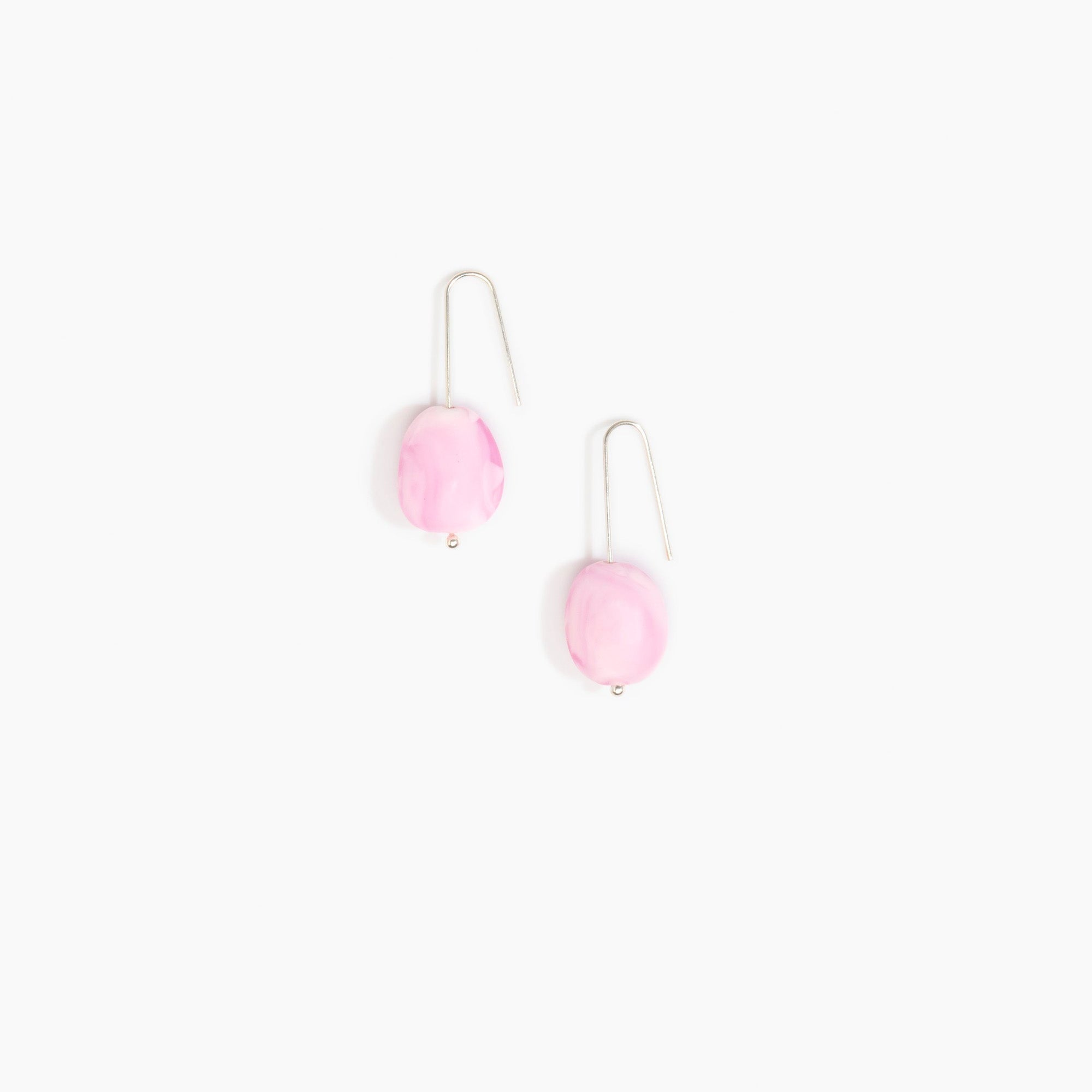 Dinosaur Designs Earth Wire Earrings in Shell Pink Colour resin with 925 Sterling Silver Material.