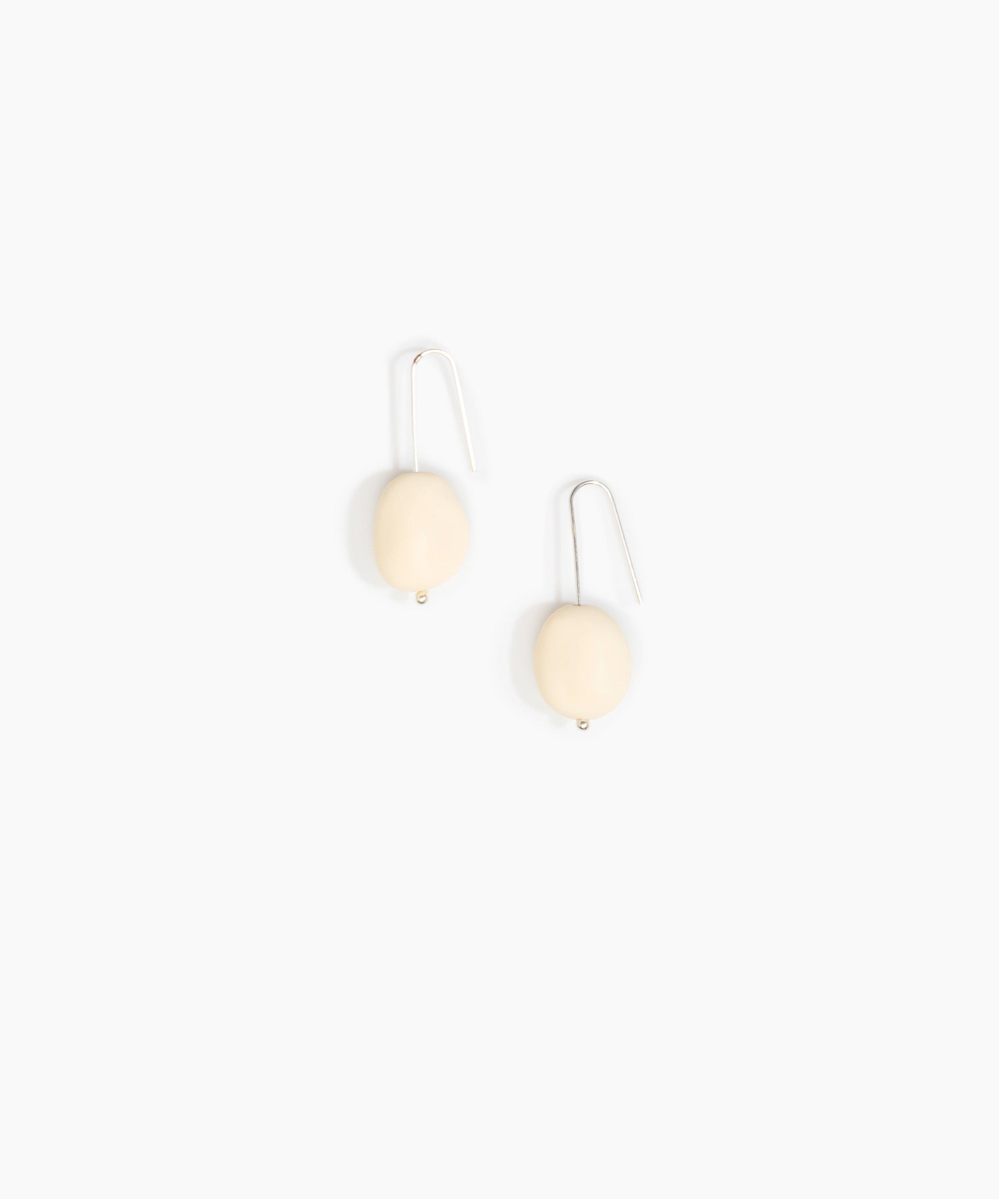 Dinosaur Designs Earth Wire Earrings in Cream Colour resin with 925 Sterling Silver Material.
