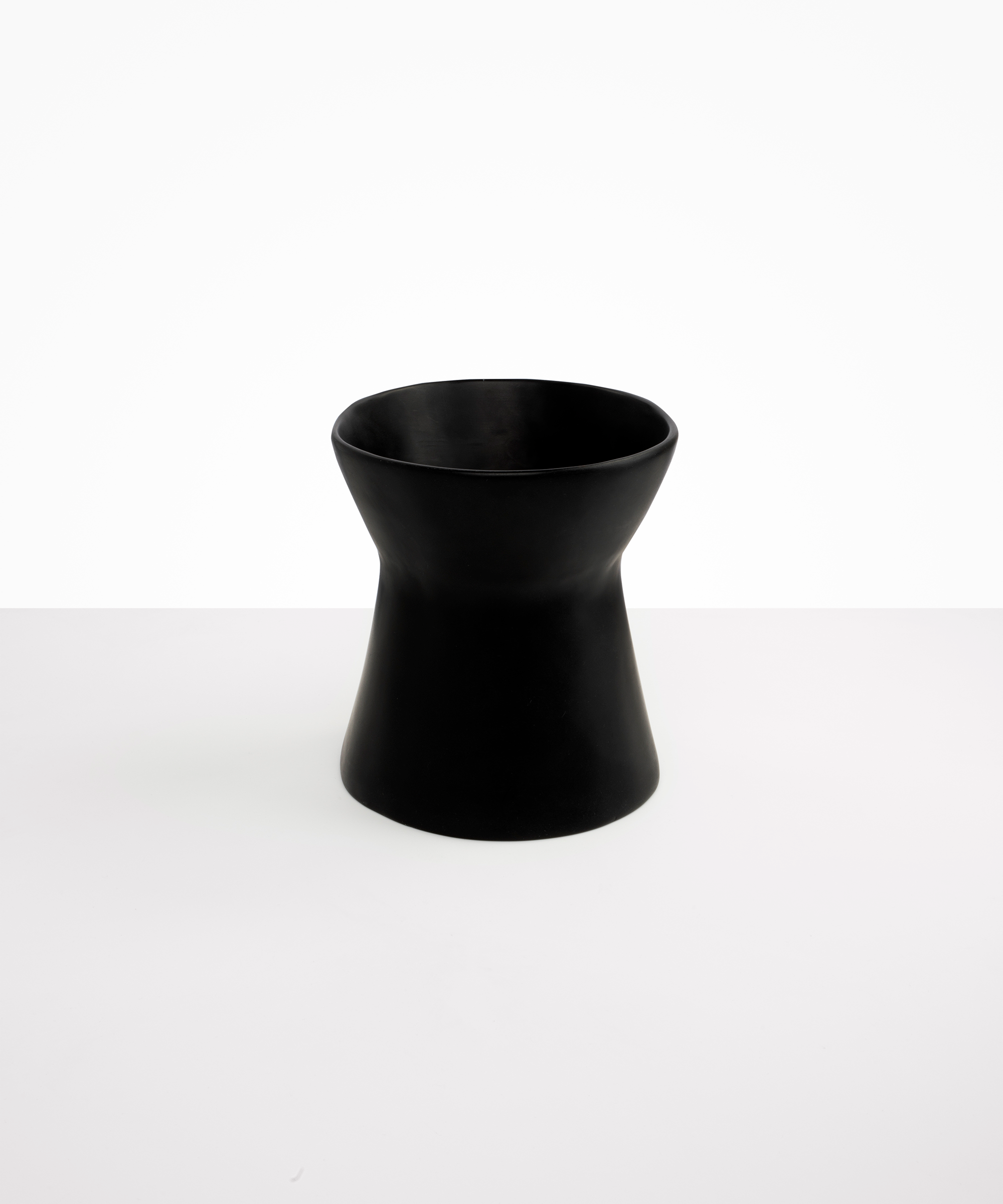 Dinosaur Designs Large Bow Vase in Black Colour resin