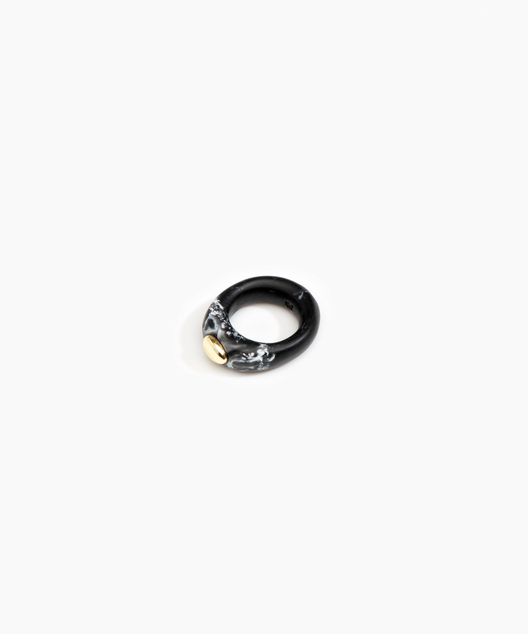 Dinosaur Designs Round Rock Ring Rings in Black Marble Colour resin 