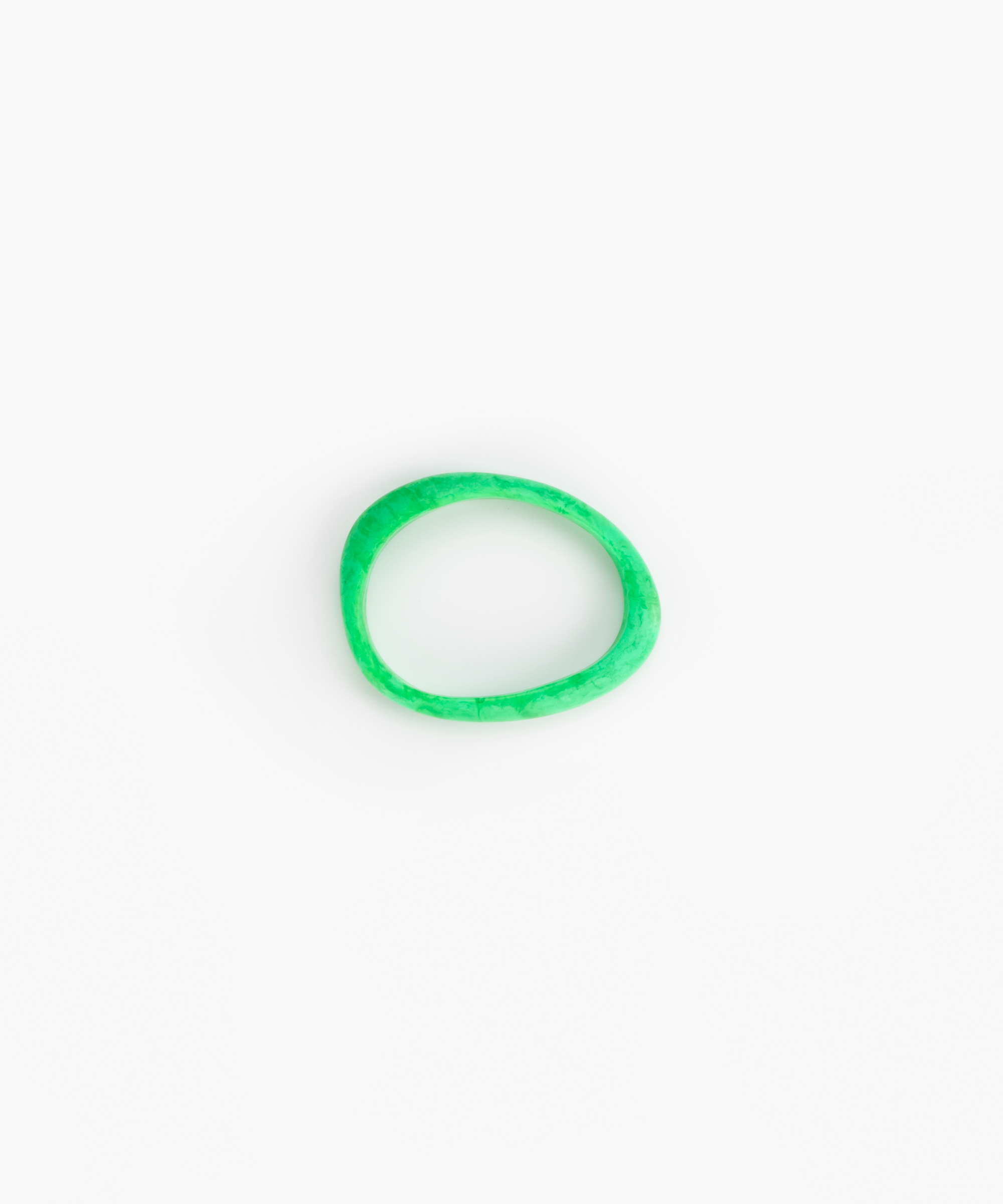 Dinosaur Designs Rock Wishbone Bangle in Leaf Colour resin with Wide Fit