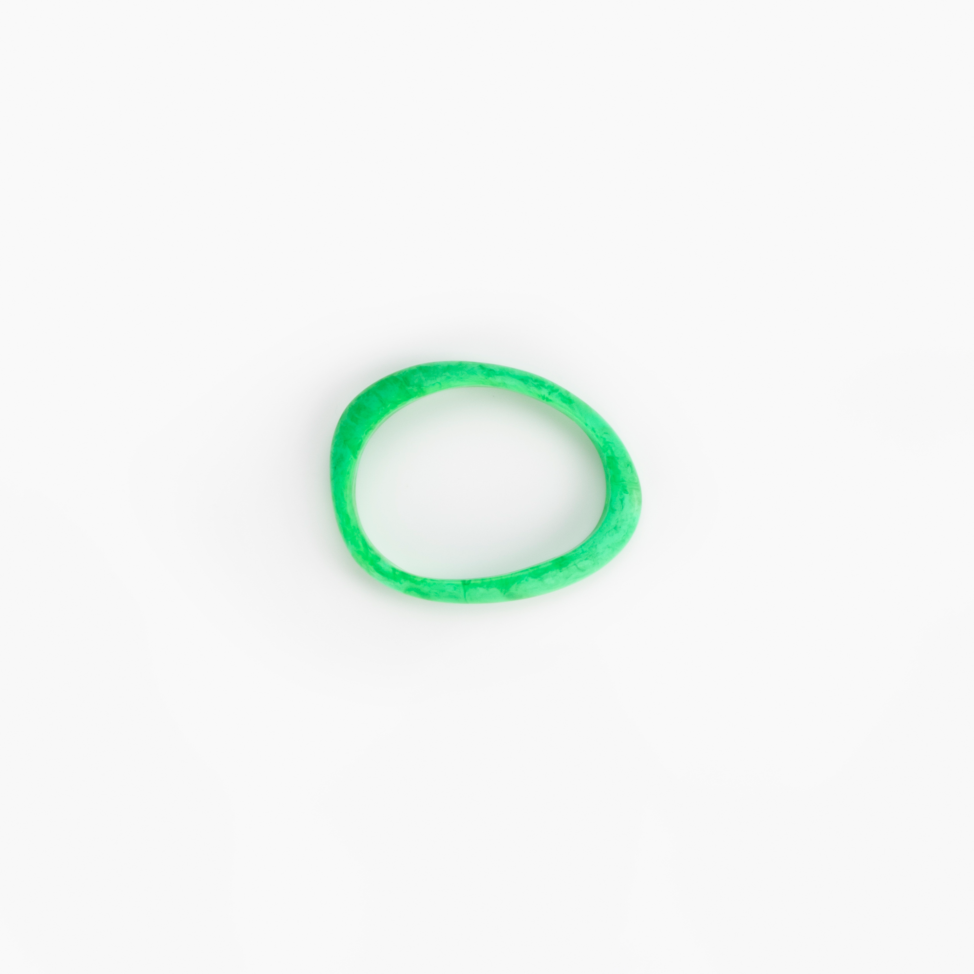 Dinosaur Designs Rock Wishbone Bangle in Leaf Colour resin with Wide Fit..