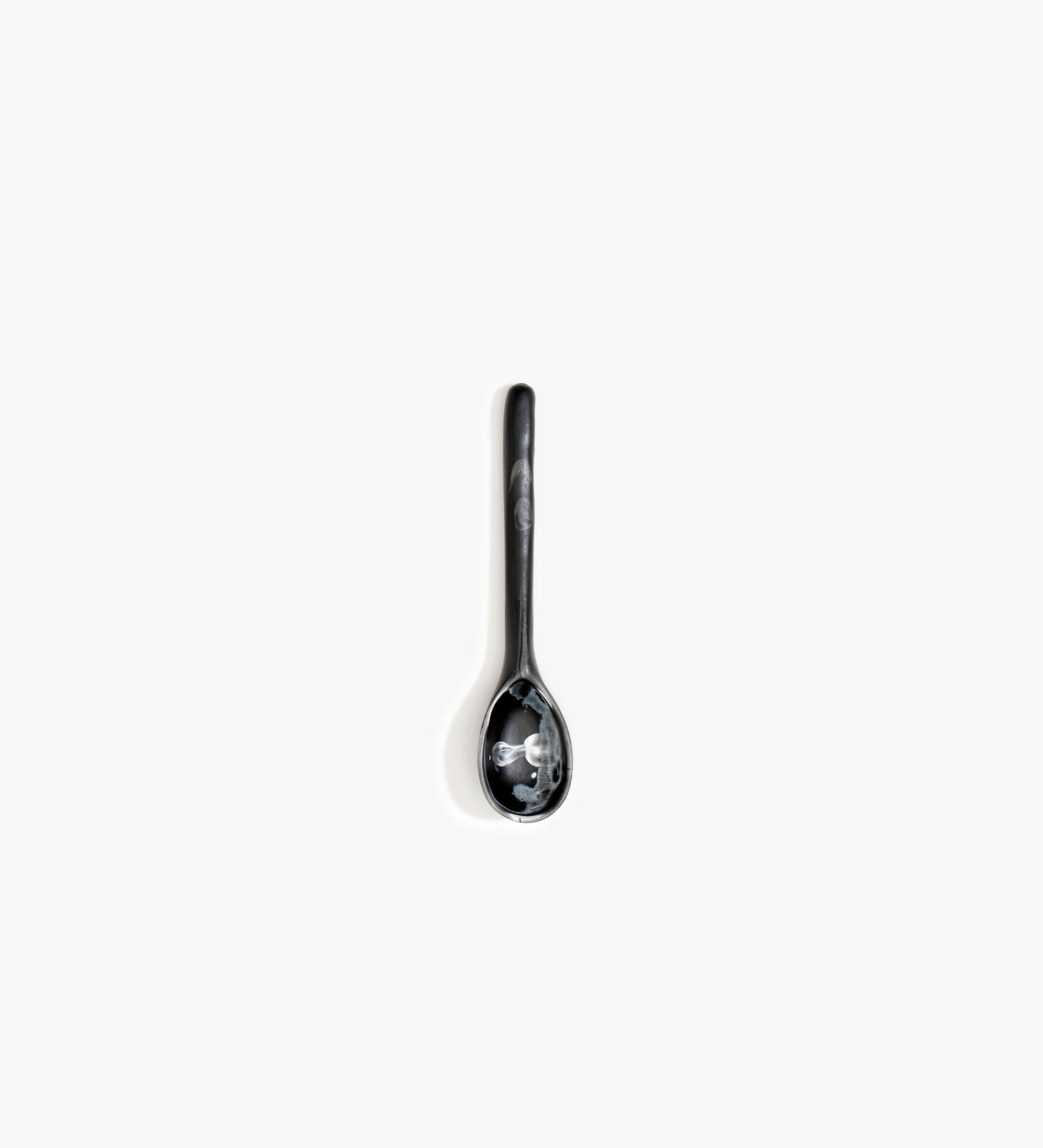 Dinosaur Designs Stone Spoon Tableware in Black Marble Colour resin