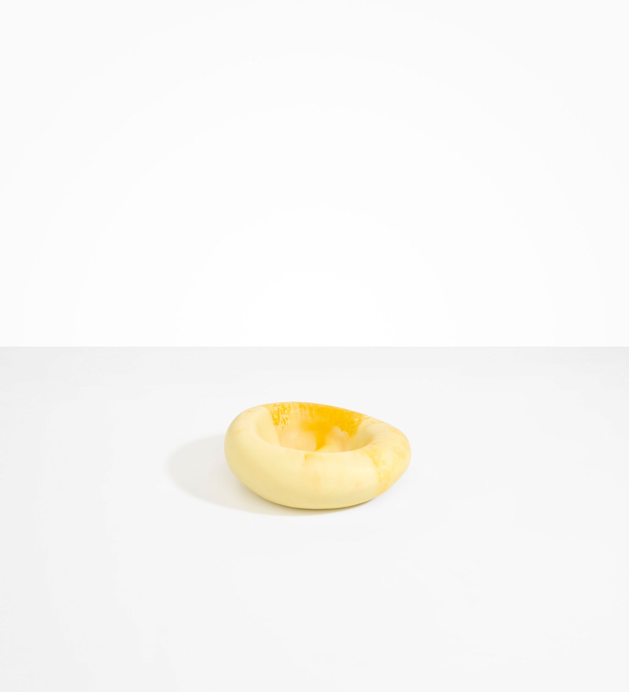 Dinosaur Designs Drift Dish Tableware in Daisy Colour resin