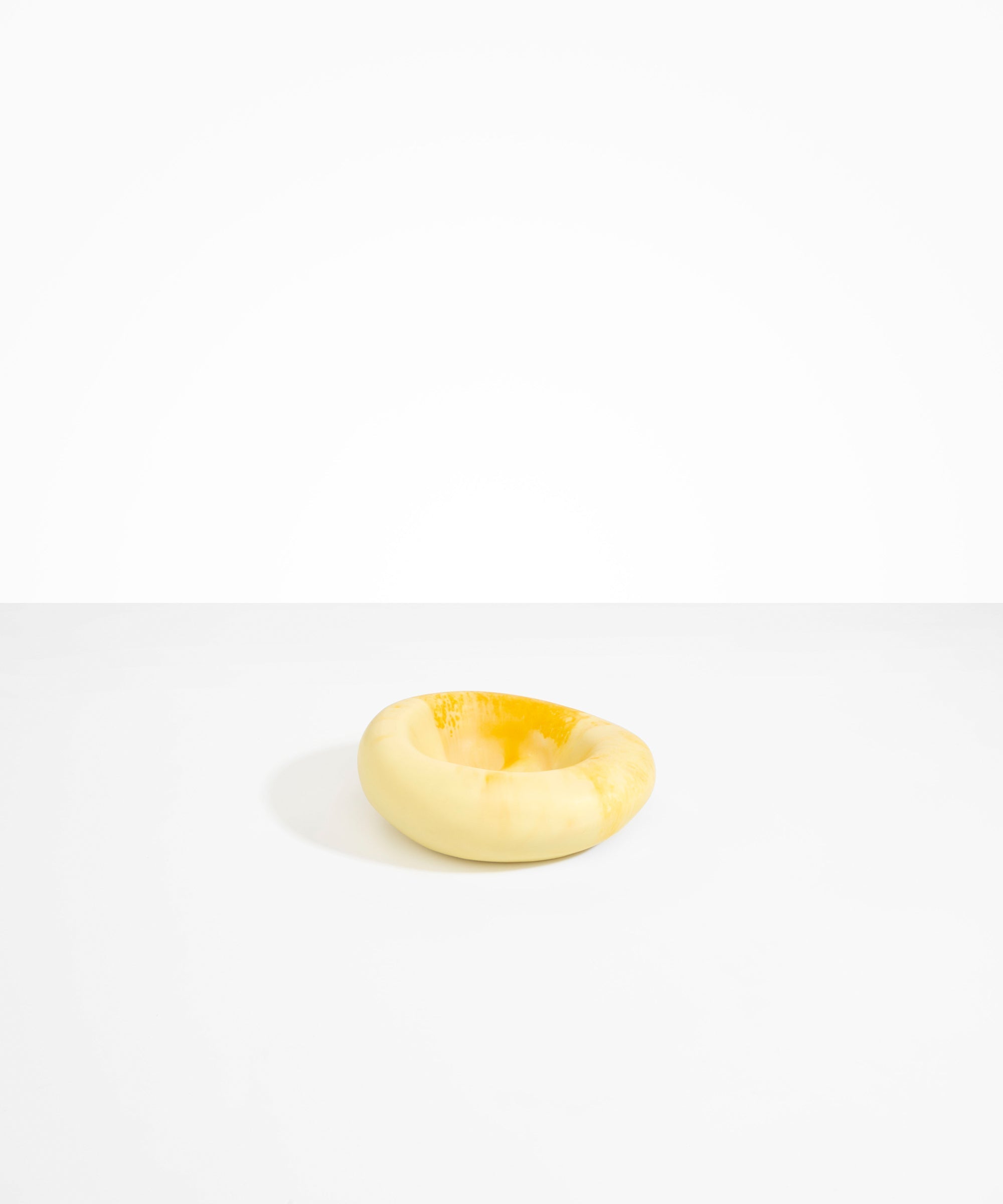 Dinosaur Designs Drift Dish Tableware in Daisy Colour resin