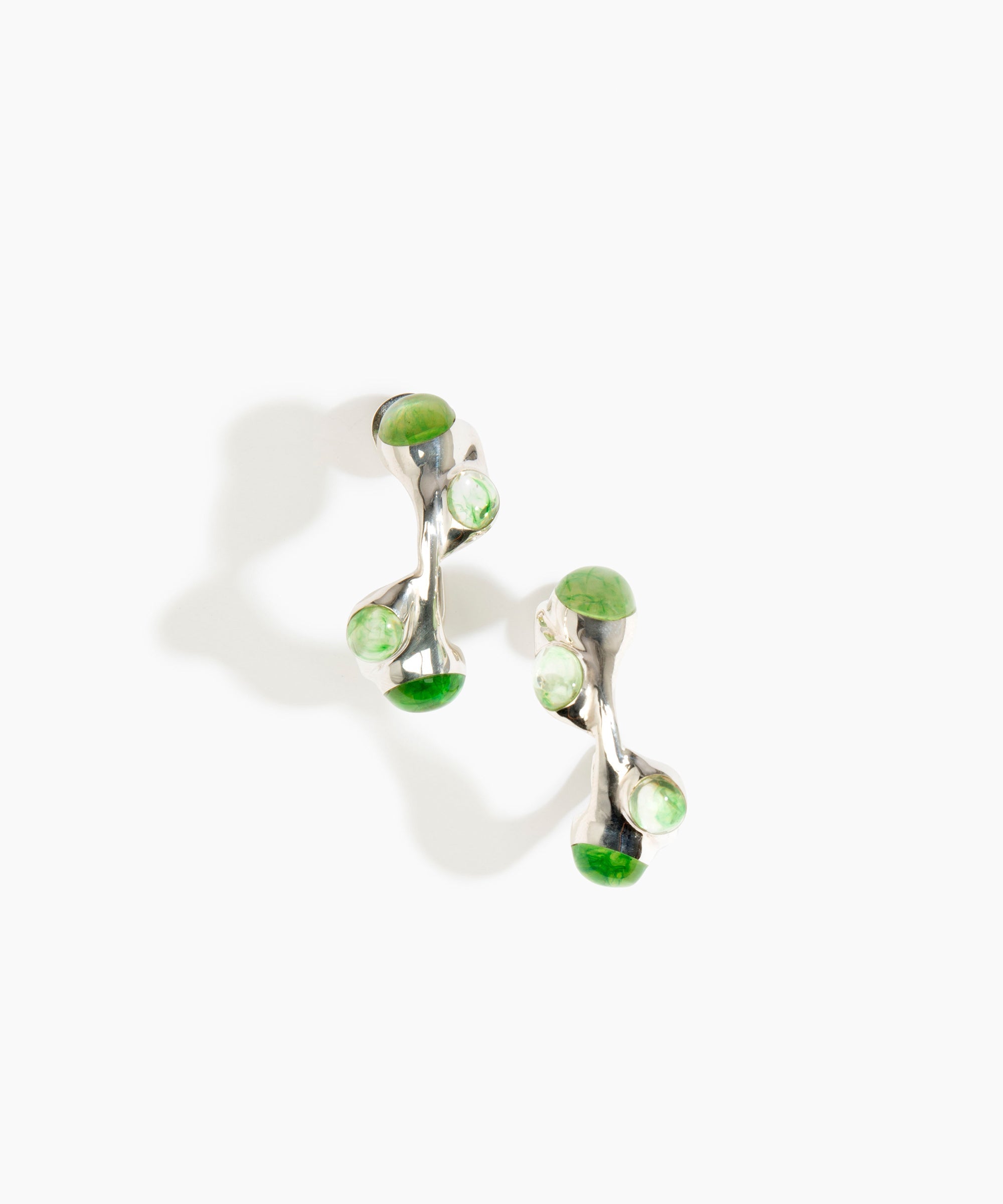 Dinosaur Designs Watercolour silver-plated brass hoop earrings with Grass green coloured glass beads..