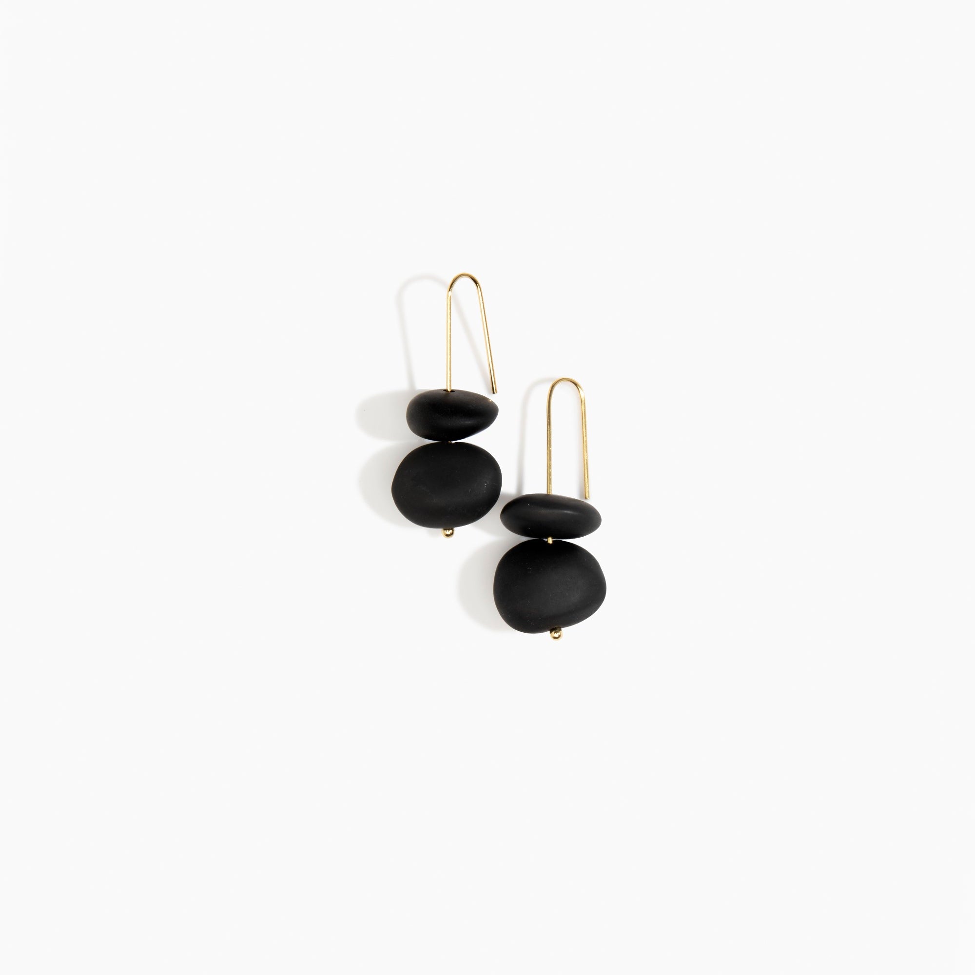 Dinosaur Designs Temple Earth Wire Earrings in Black Colour resin with Gold-Filled Material.