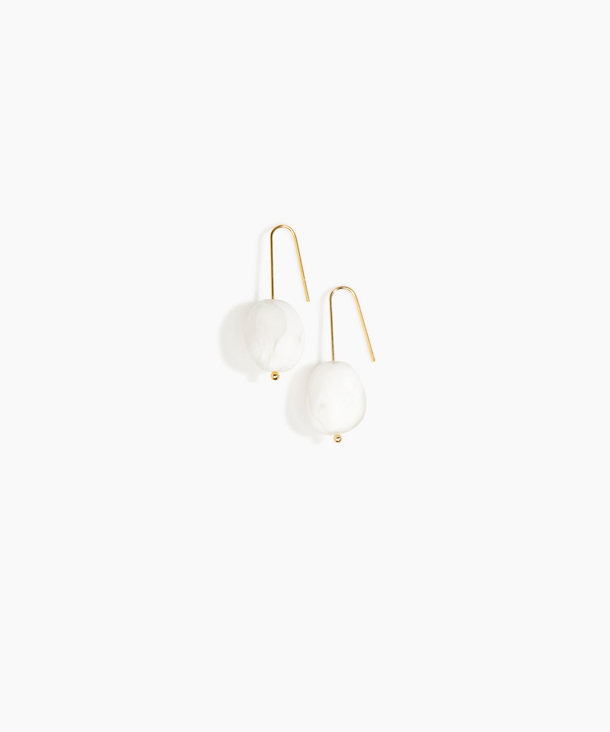 Dinosaur Designs Earth Wire Earrings in Snow Swirl Colour resin with Gold-Filled Material