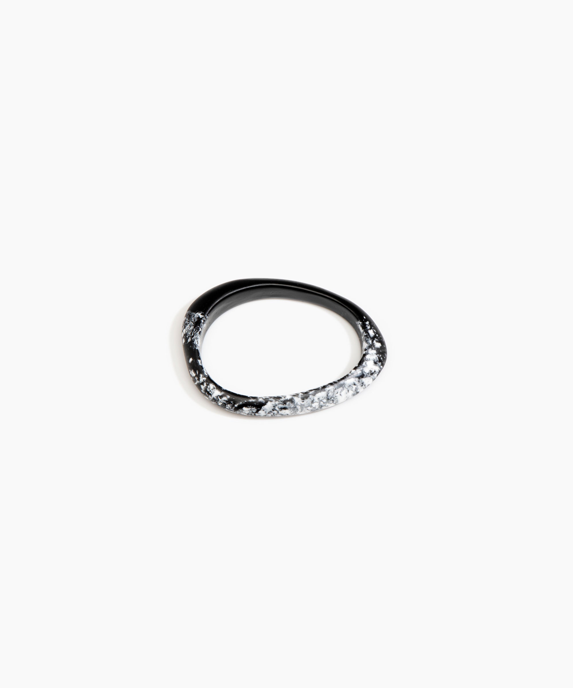 Dinosaur Designs SBRCKWBN rock wishbone bangle BLACK MARBLE..