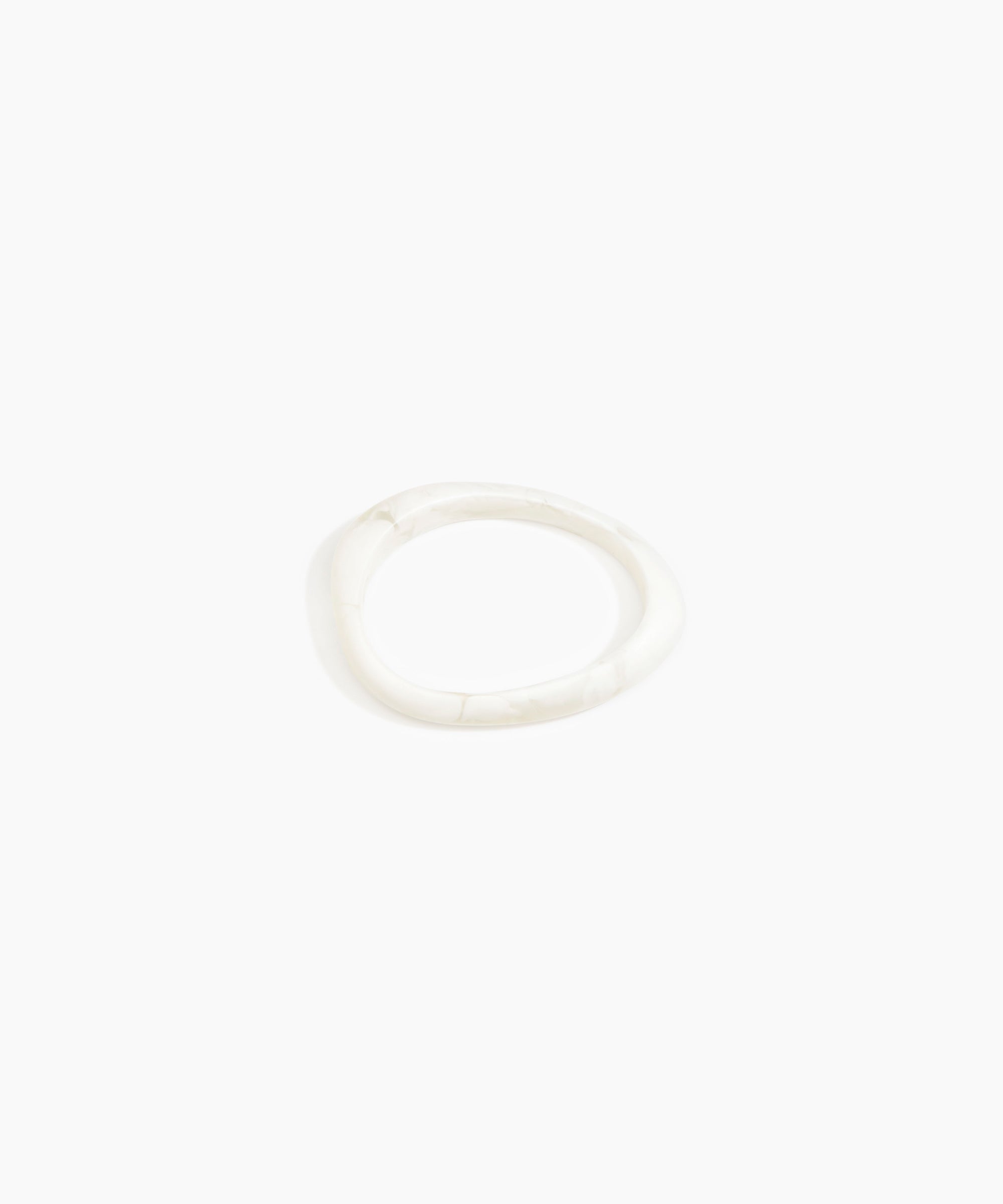 Dinosaur Designs SBRCKWBN rock wishbone bangle SNOW SWIRL.