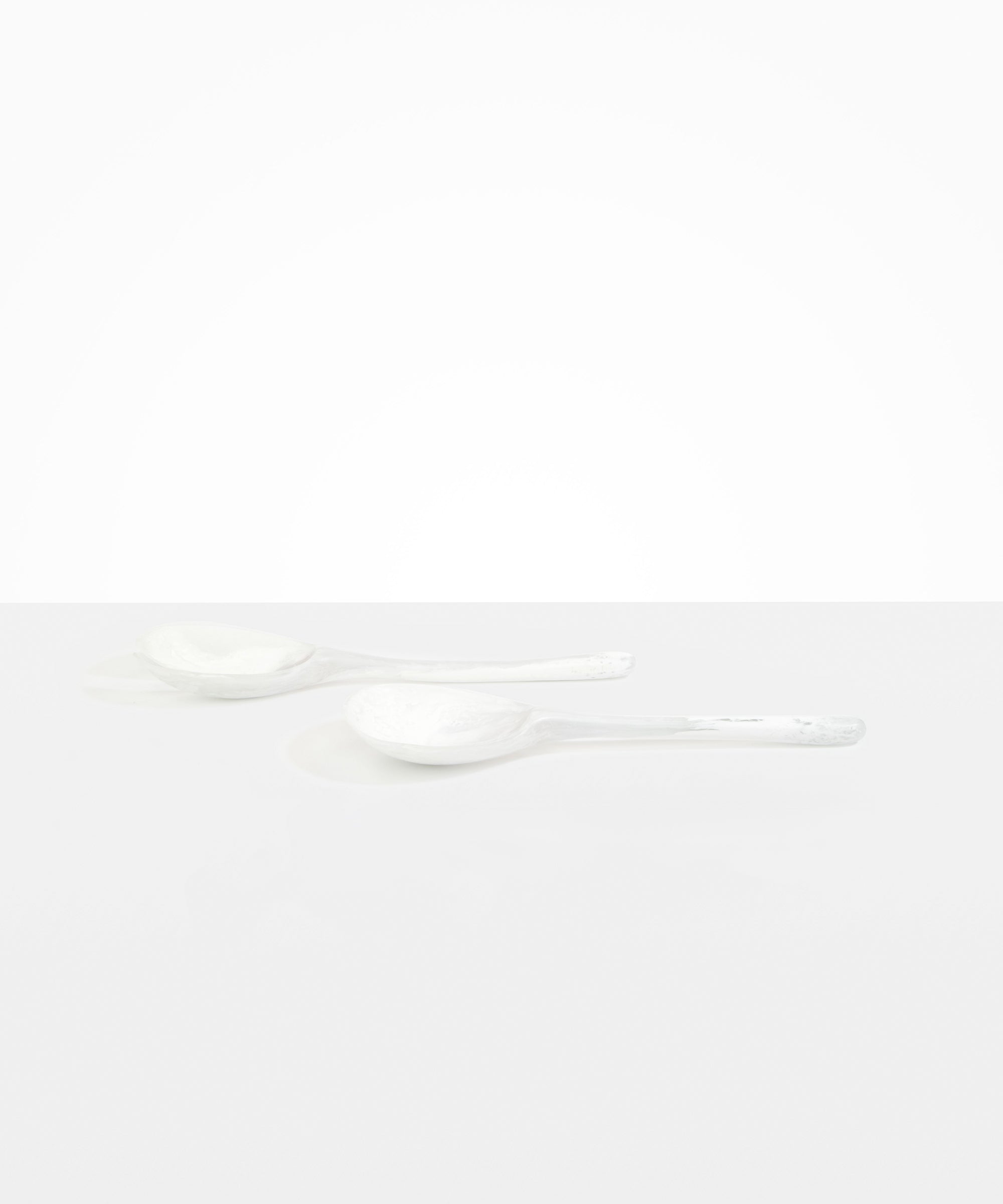 Dinosaur Designs SVSSTOLNG long stone servers SNOW SWIRL.