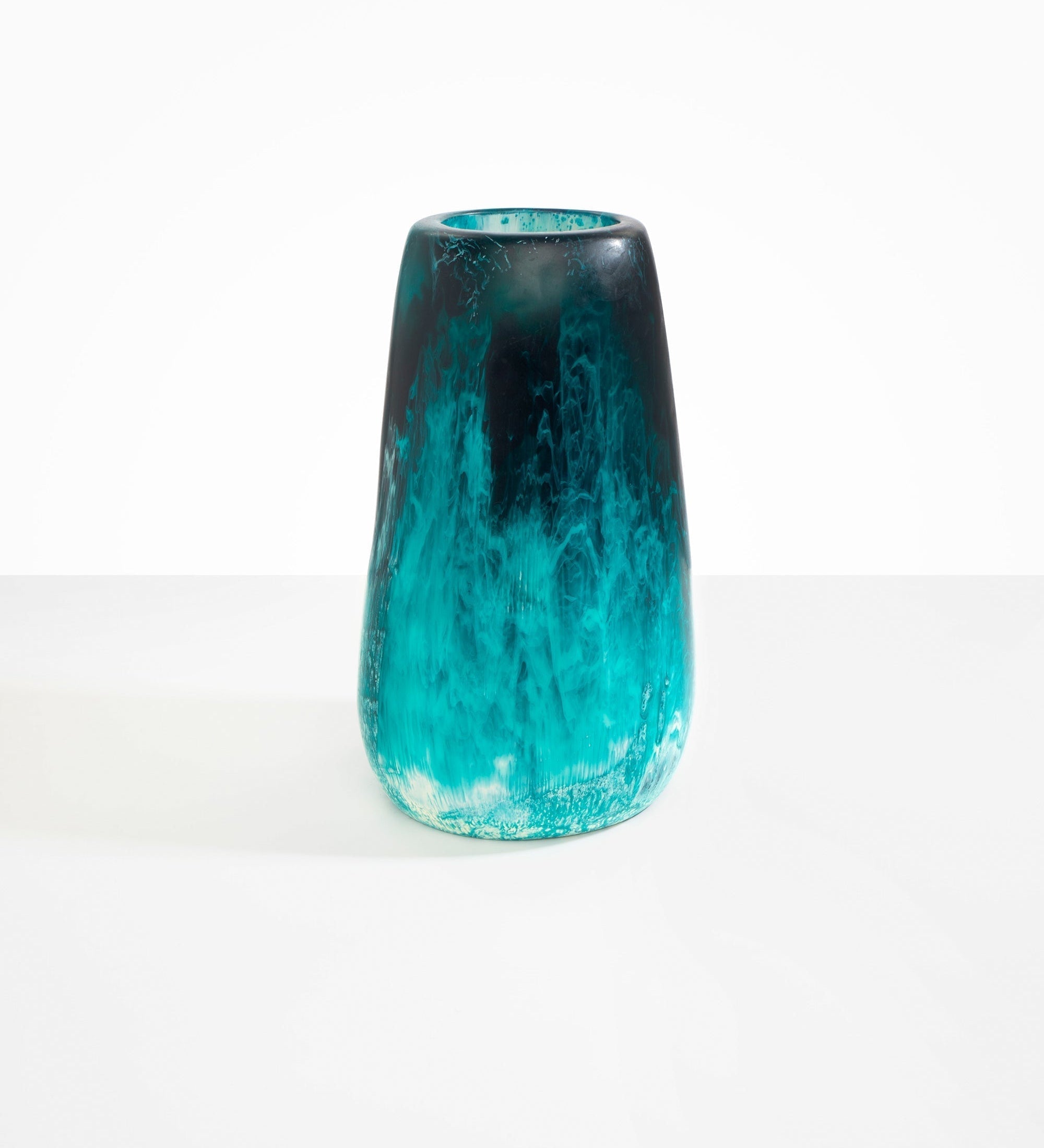 Dinosaur Designs Grand Pebble Vase Vases in Lagoon Colour resin